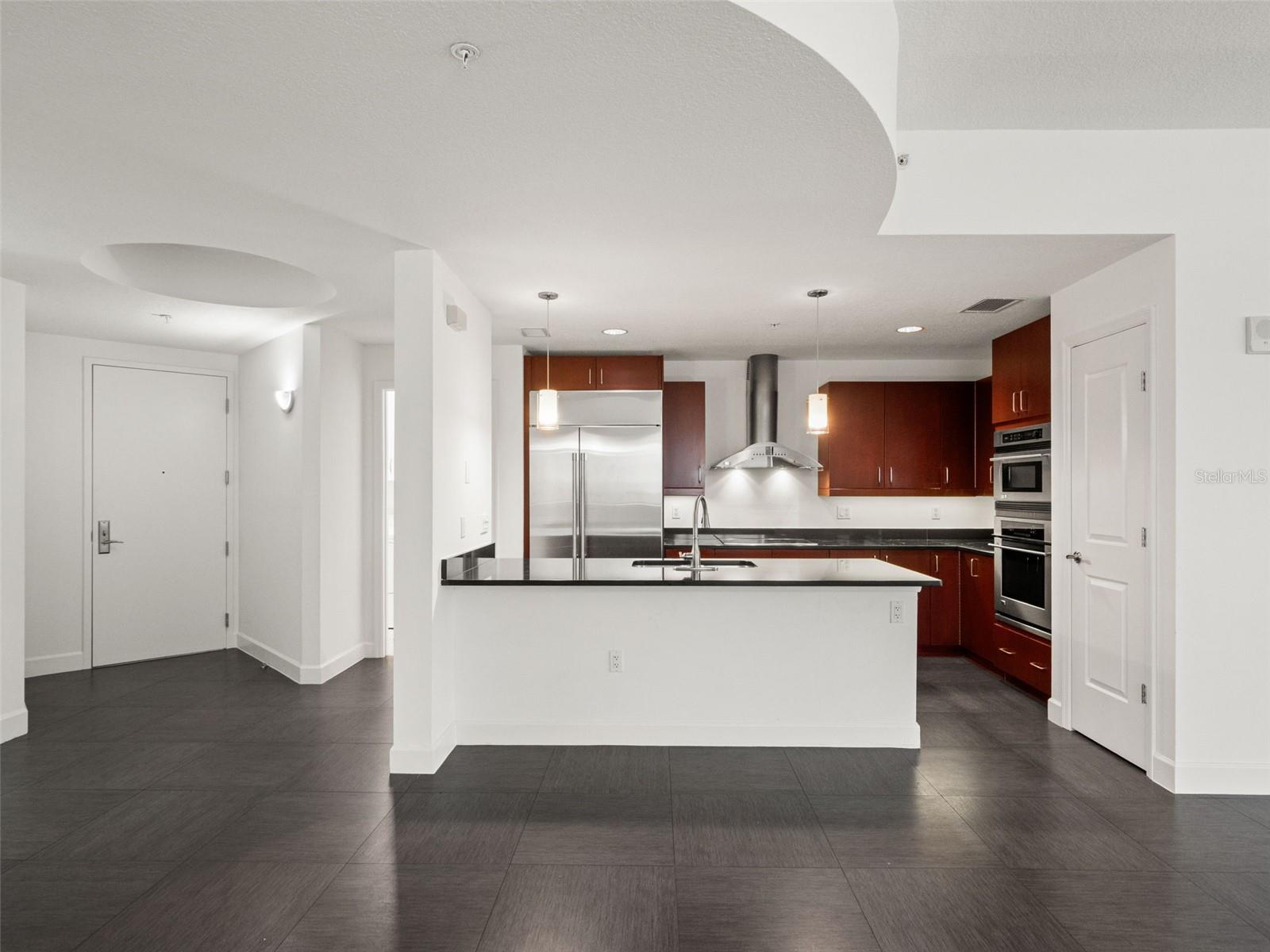 SANCTUARY DOWNTOWN CONDO - Residential