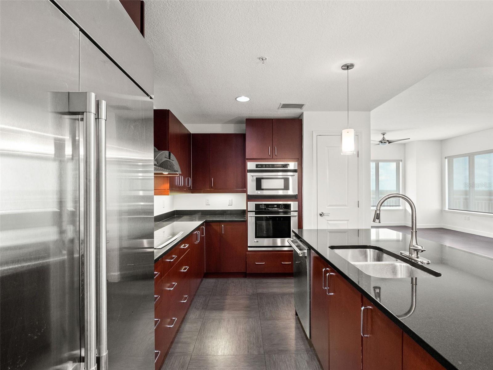 SANCTUARY DOWNTOWN CONDO - Residential