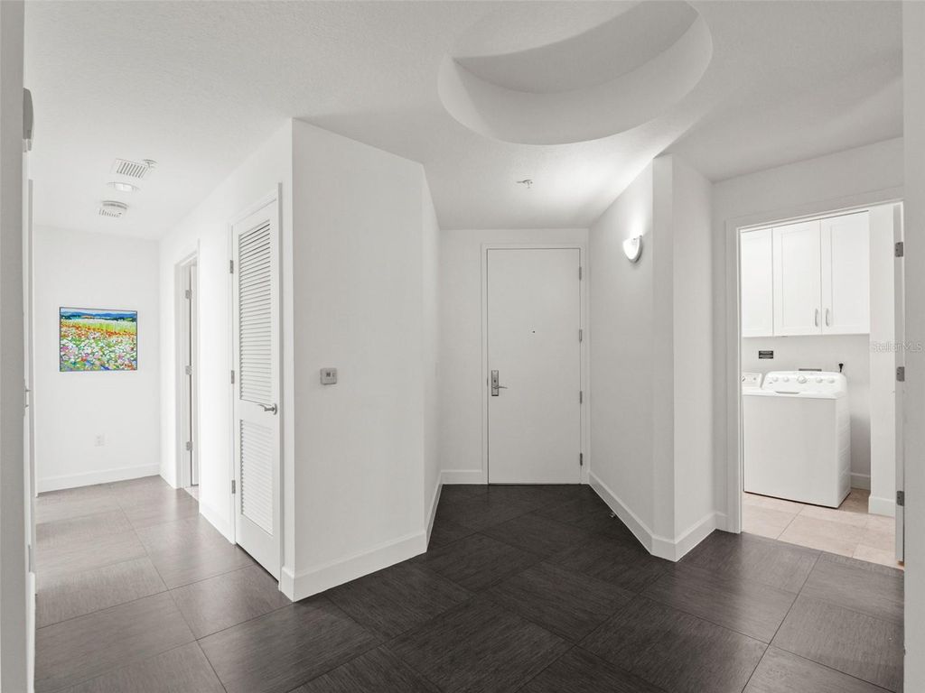 Photo of 100 S Eola Drive #1609, Orlando, FL 32801 (MLS # O6408663)