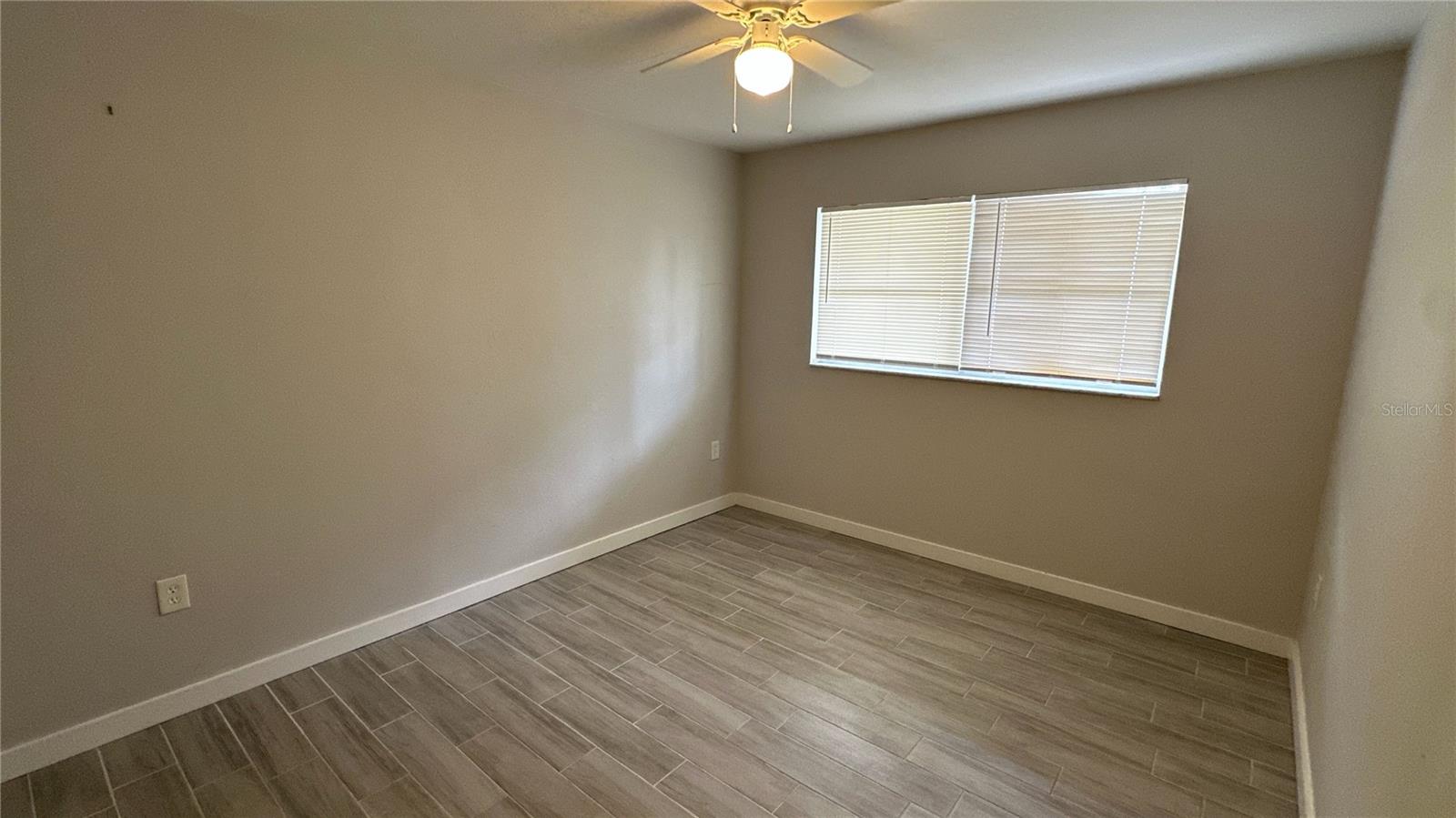 HOLIDAY HEIGHTS FIRST ADD - Residential Income