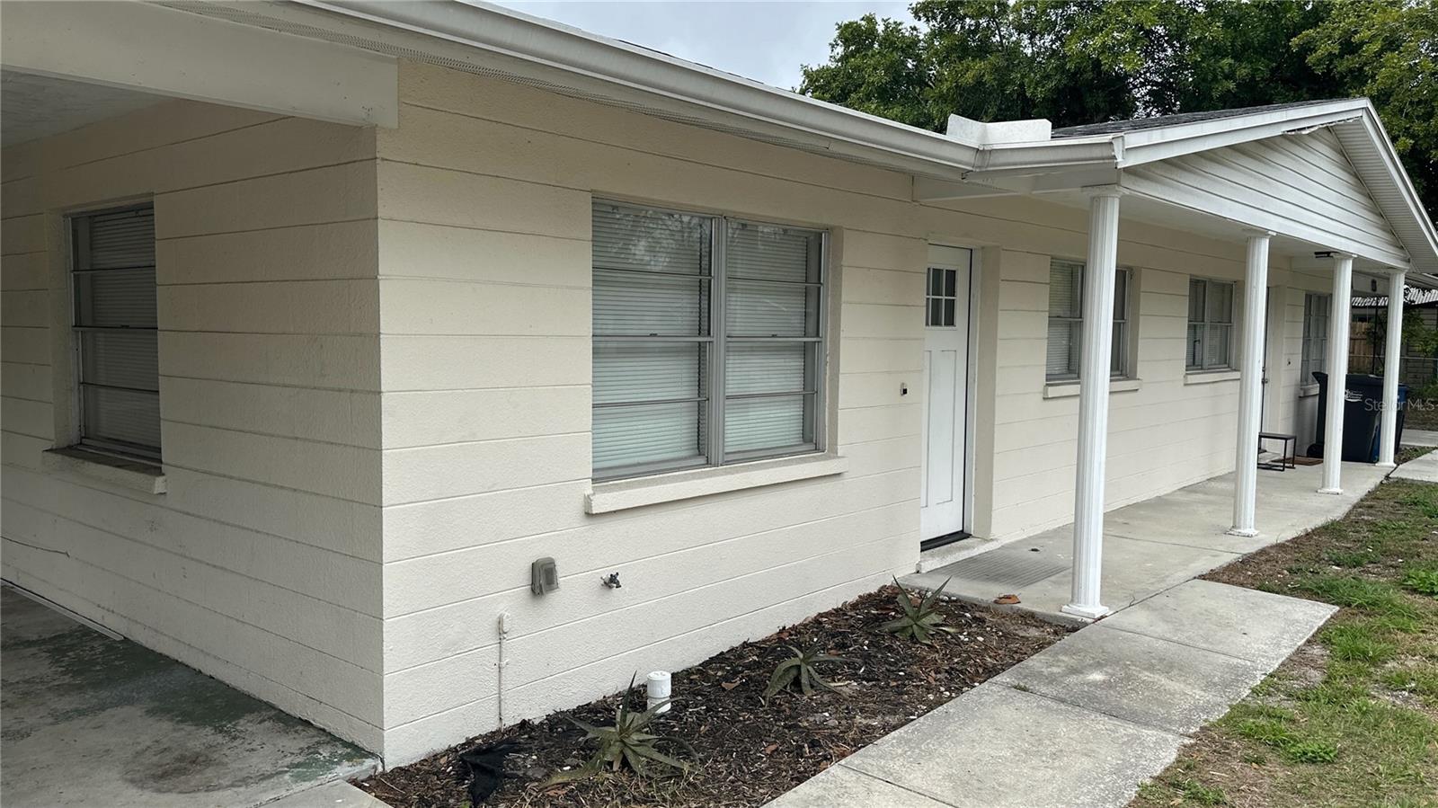 HOLIDAY HEIGHTS FIRST ADD - Residential Income