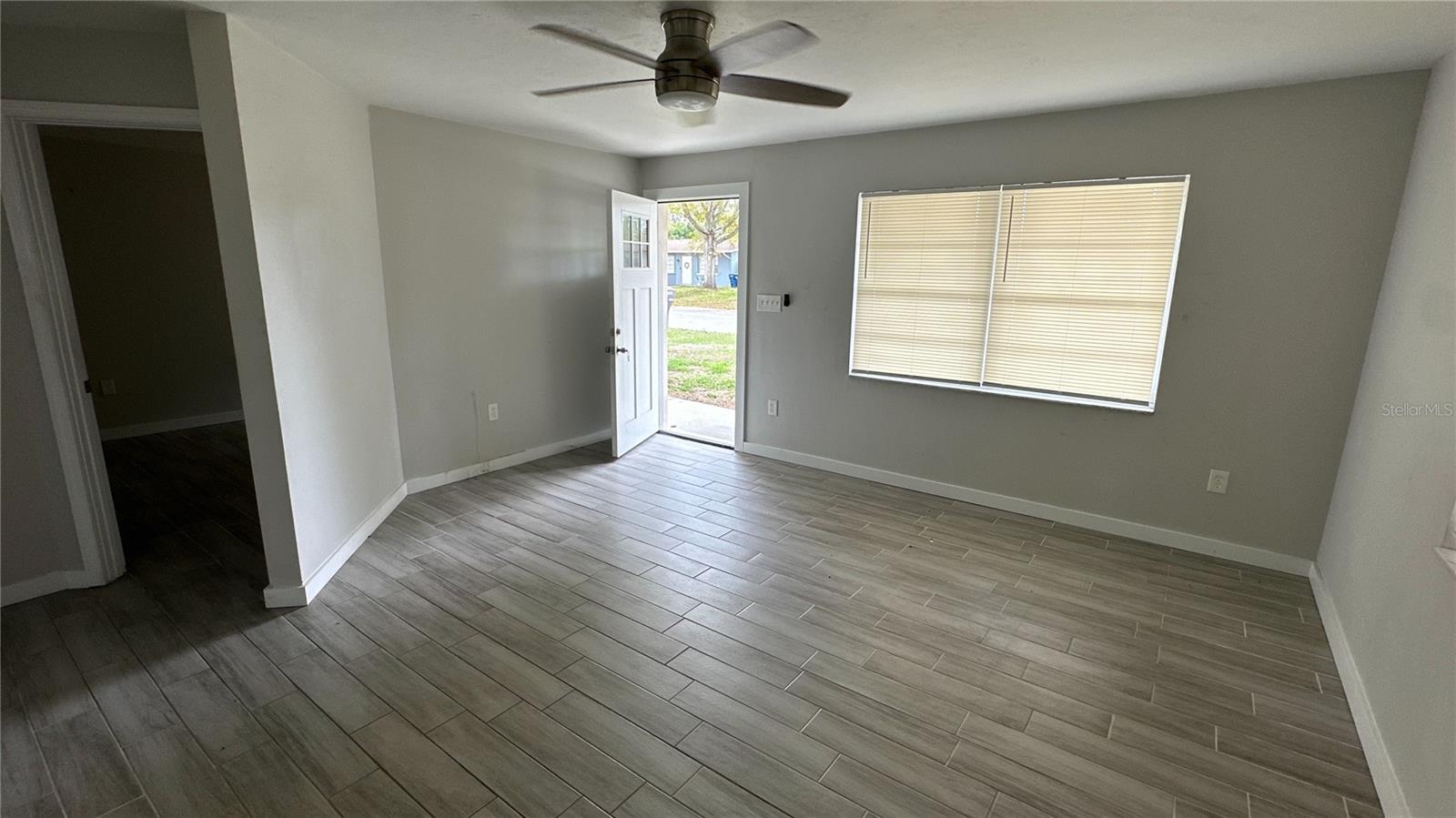 HOLIDAY HEIGHTS FIRST ADD - Residential Income