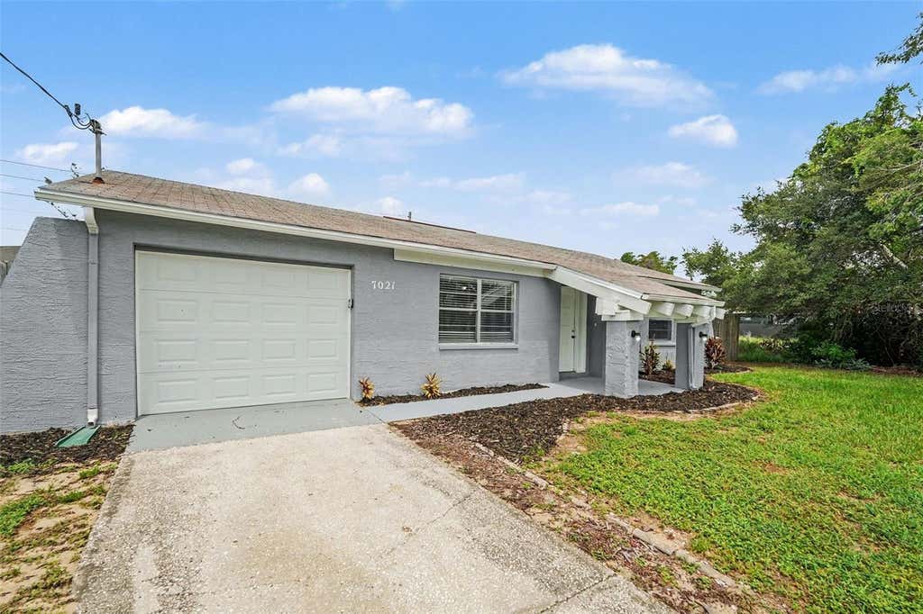 Photo of 7021 Landover Boulevard, Spring Hill, FL 34608 (MLS # O6429704)