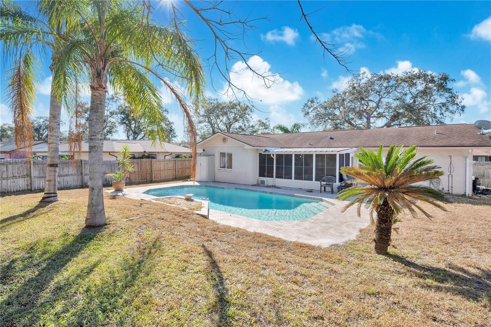 SWEEWATER HILLS UNIT 02 - Residential