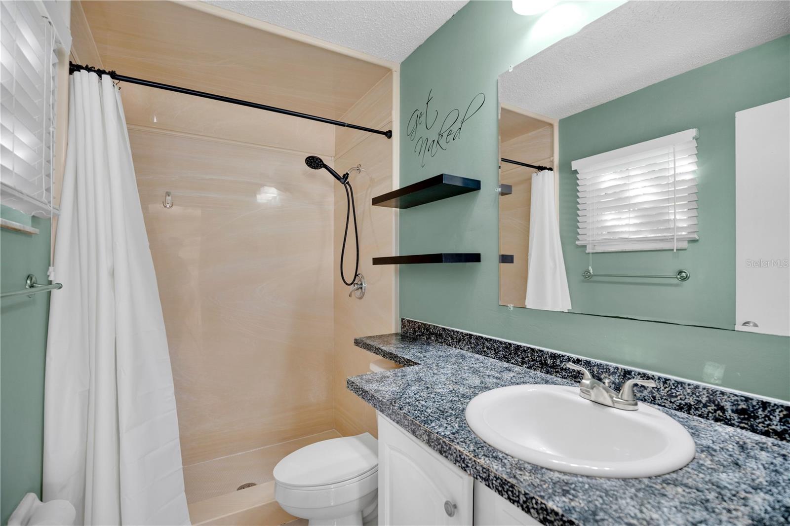 SWEEWATER HILLS UNIT 02 - Residential