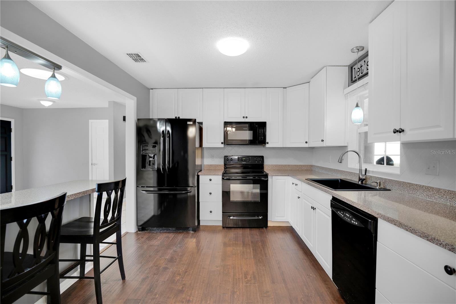 SWEEWATER HILLS UNIT 02 - Residential