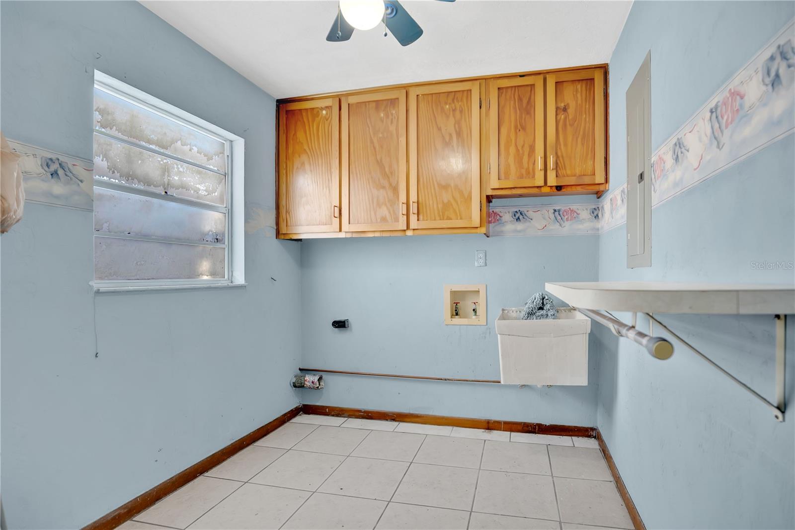 SWEEWATER HILLS UNIT 02 - Residential