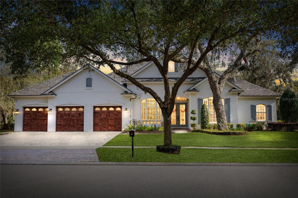 Photo of 16109 Ternglade Drive, Lithia, FL 33547 (MLS # TB8493284)
