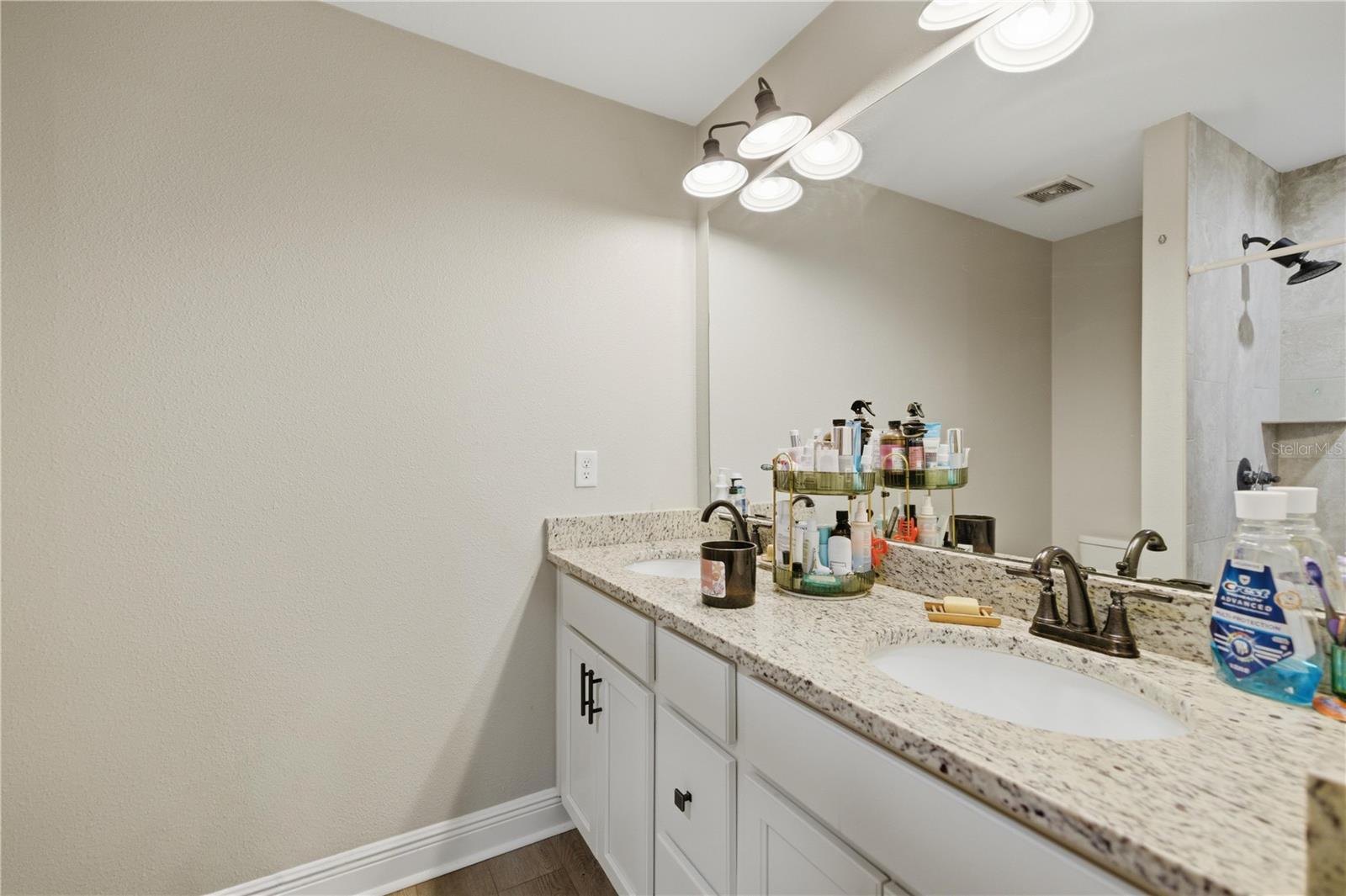 WILLISTON HIGHLANDS GOLF & C CLUB ESTATES - Residential