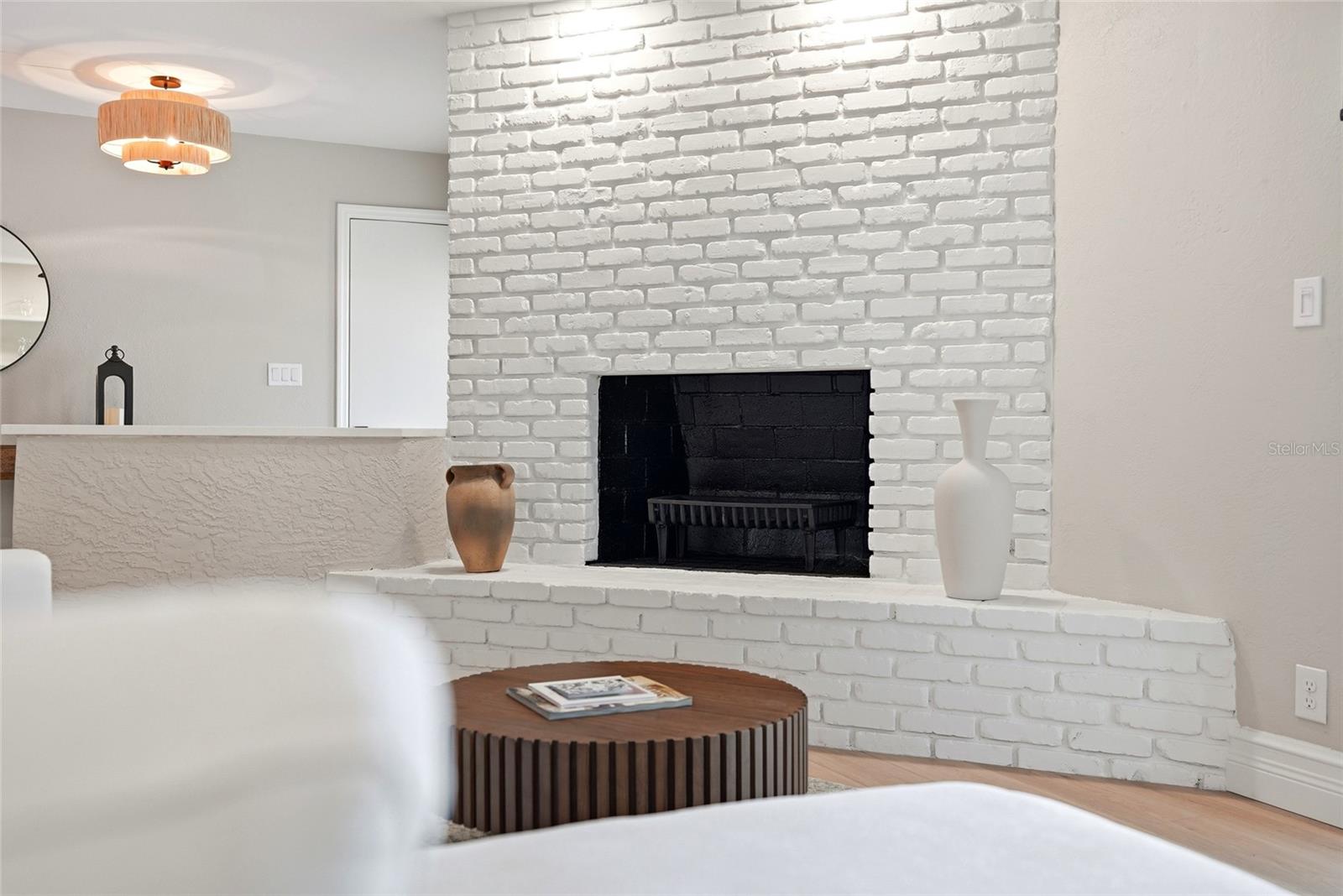 BAYOU HEIGHTS HANLONS - Residential