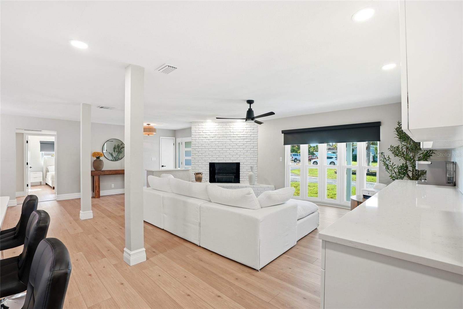 BAYOU HEIGHTS HANLONS - Residential