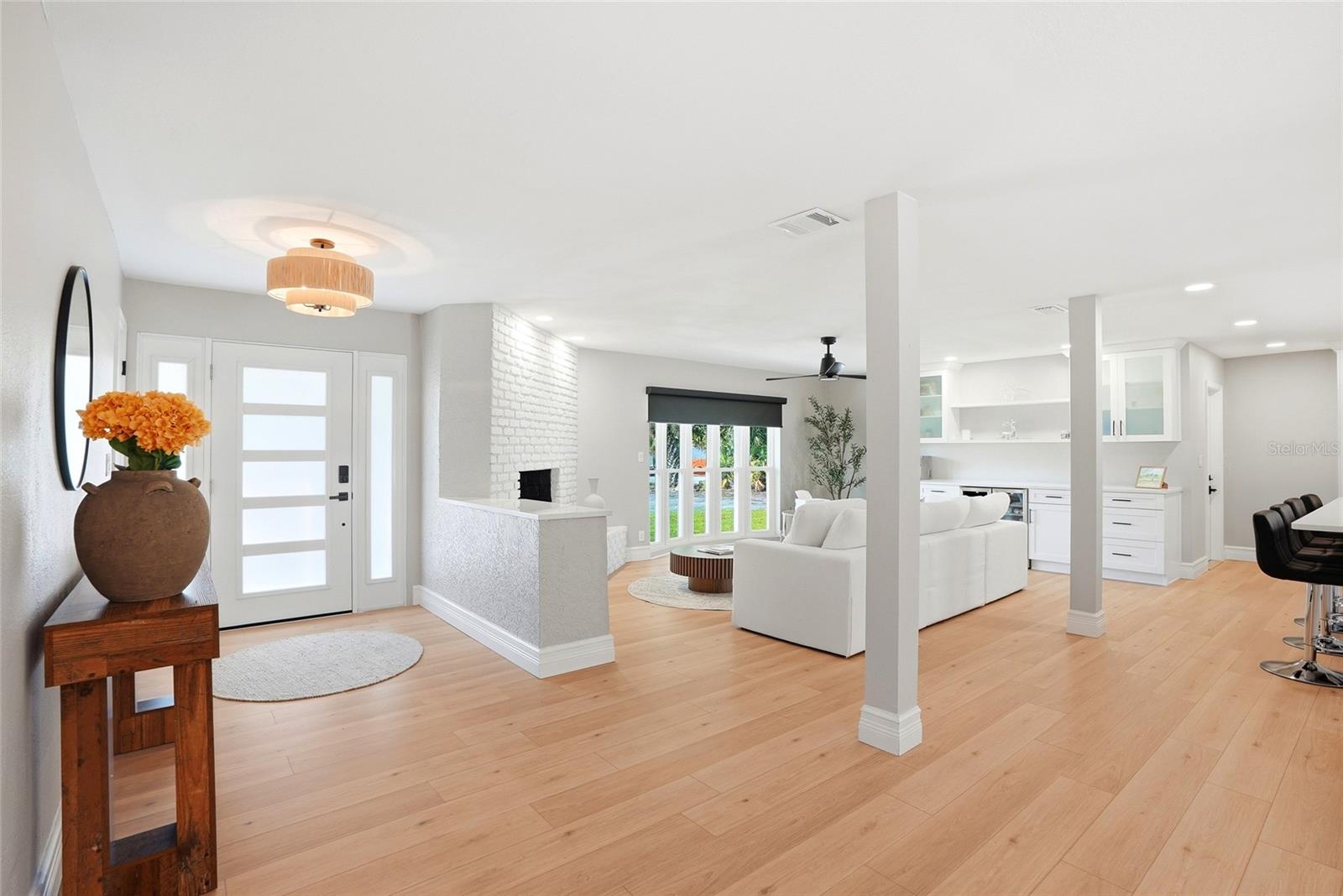 BAYOU HEIGHTS HANLONS - Residential