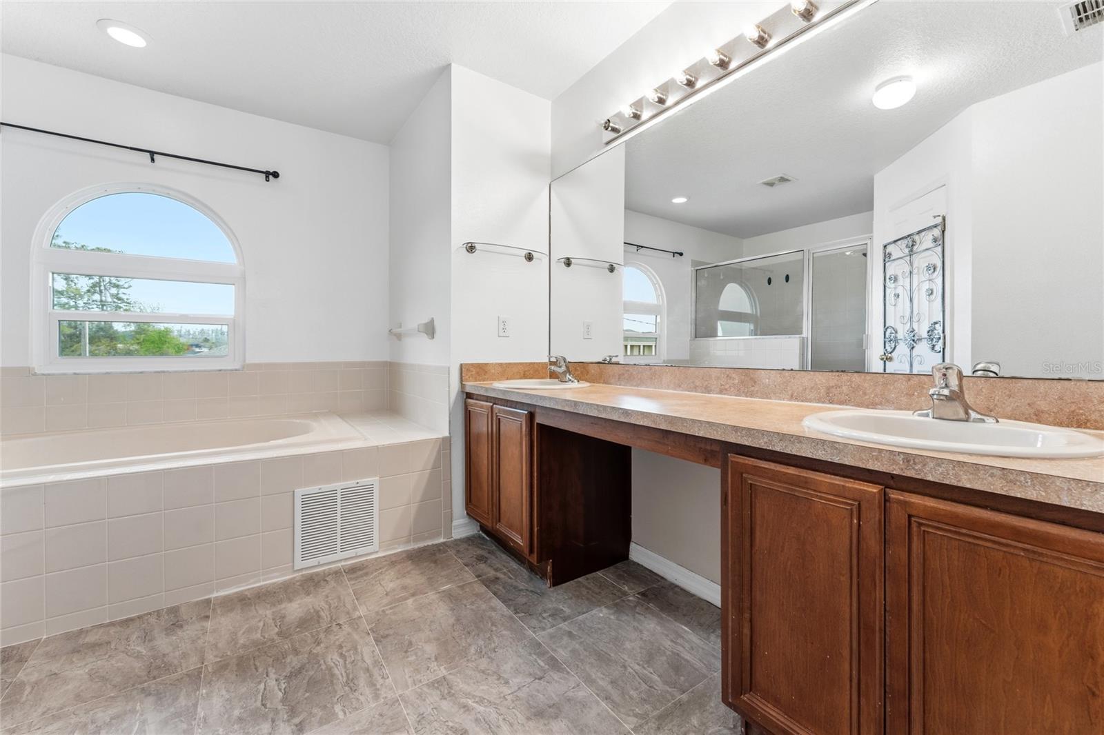 POINCIANA NBRHD 05 NORTH VILLAGE 03 - Residential Lease