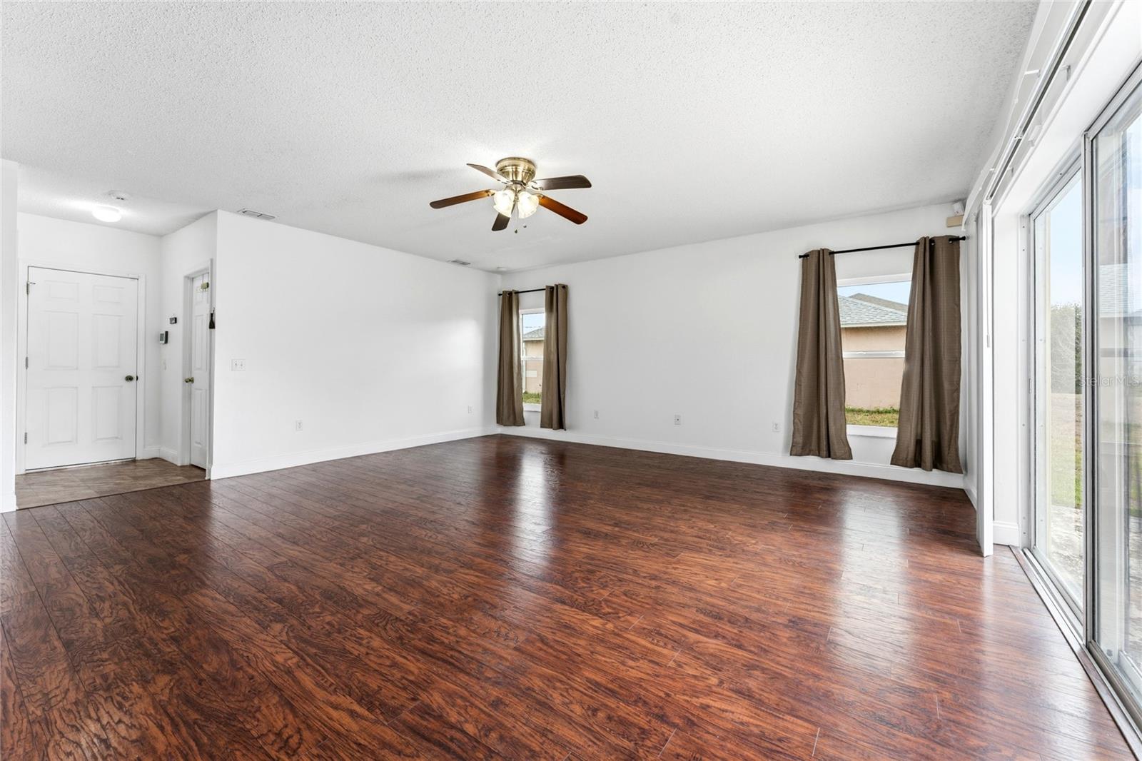 POINCIANA NBRHD 05 NORTH VILLAGE 03 - Residential Lease