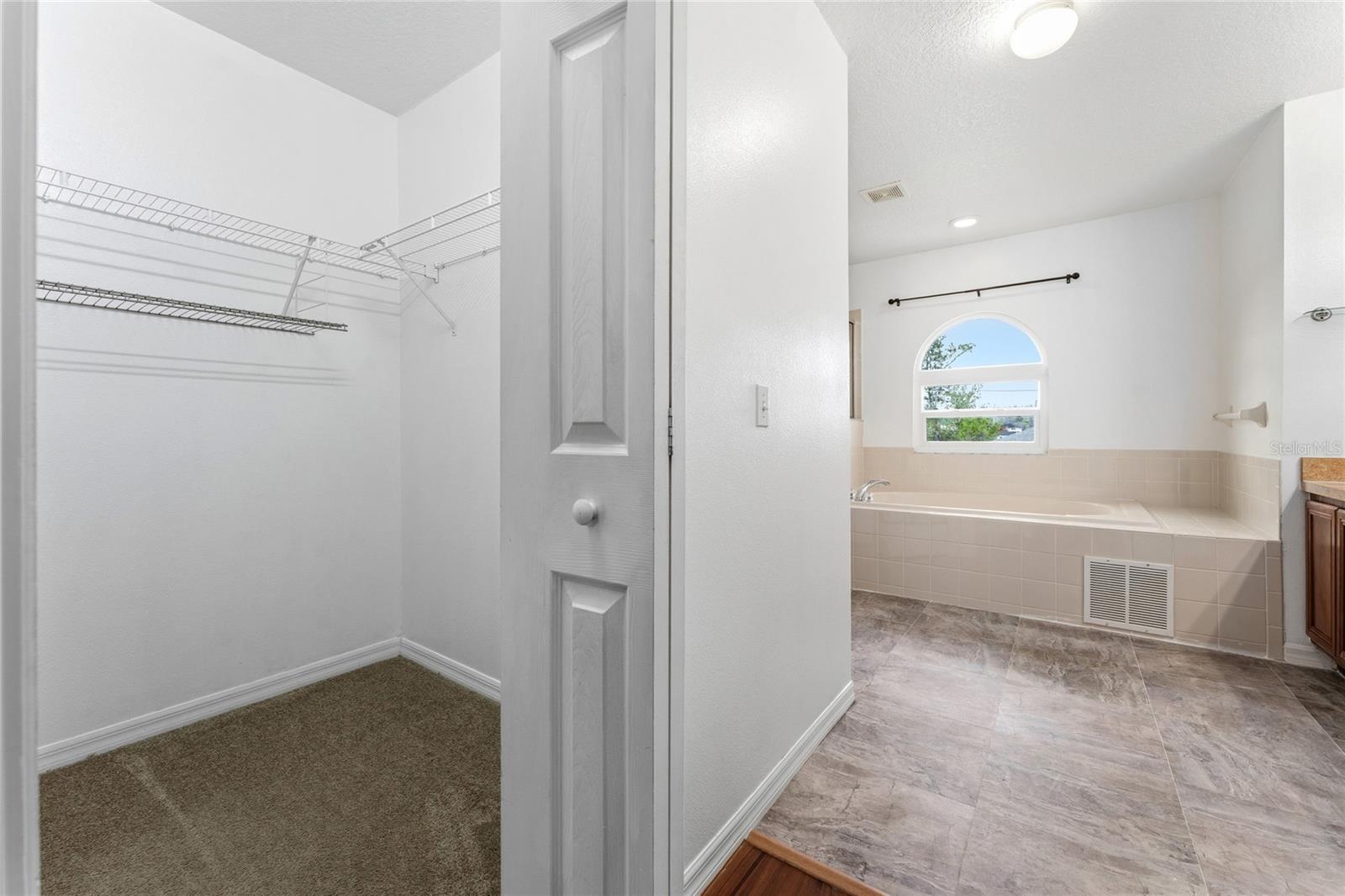 POINCIANA NBRHD 05 NORTH VILLAGE 03 - Residential Lease