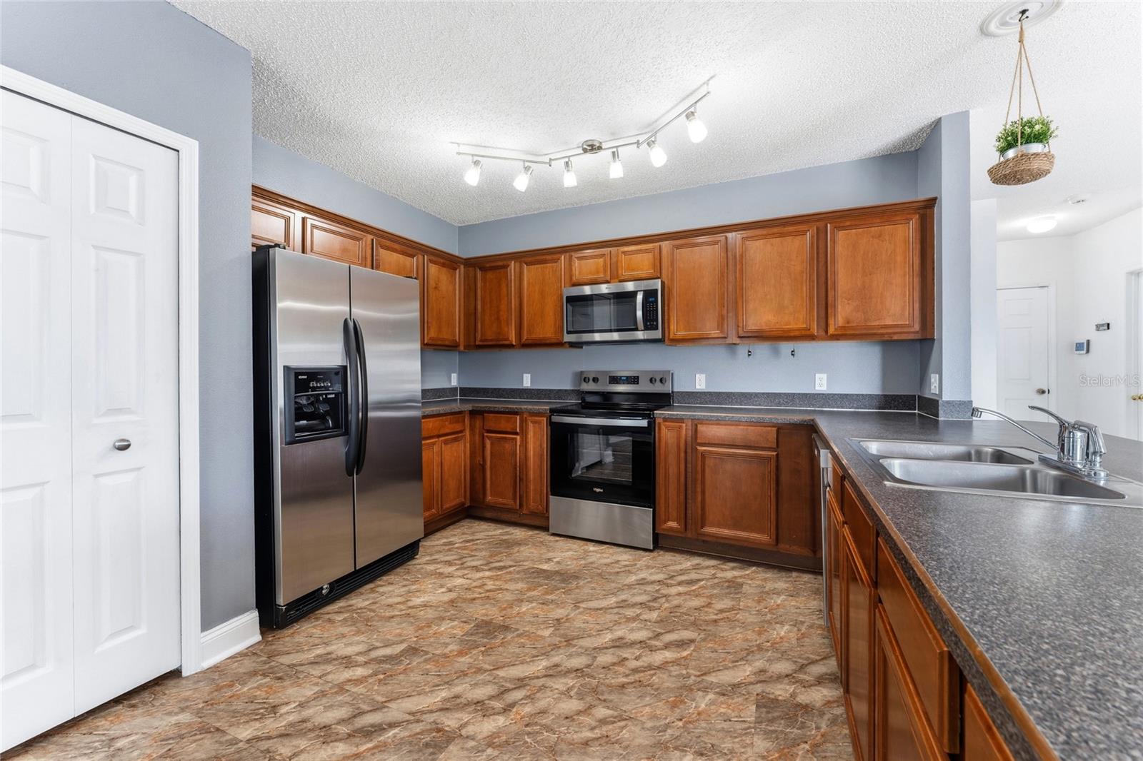 POINCIANA NBRHD 05 NORTH VILLAGE 03 - Residential Lease