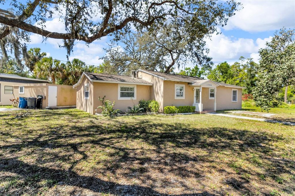 Photo of 1796 Harbor Drive, Clearwater, FL 33755 (MLS # TB8447028)