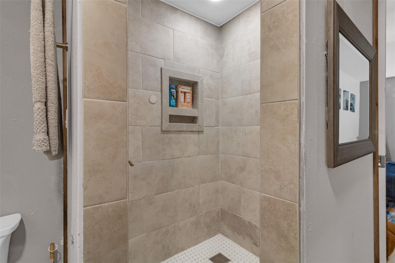 AVONDALE - Residential