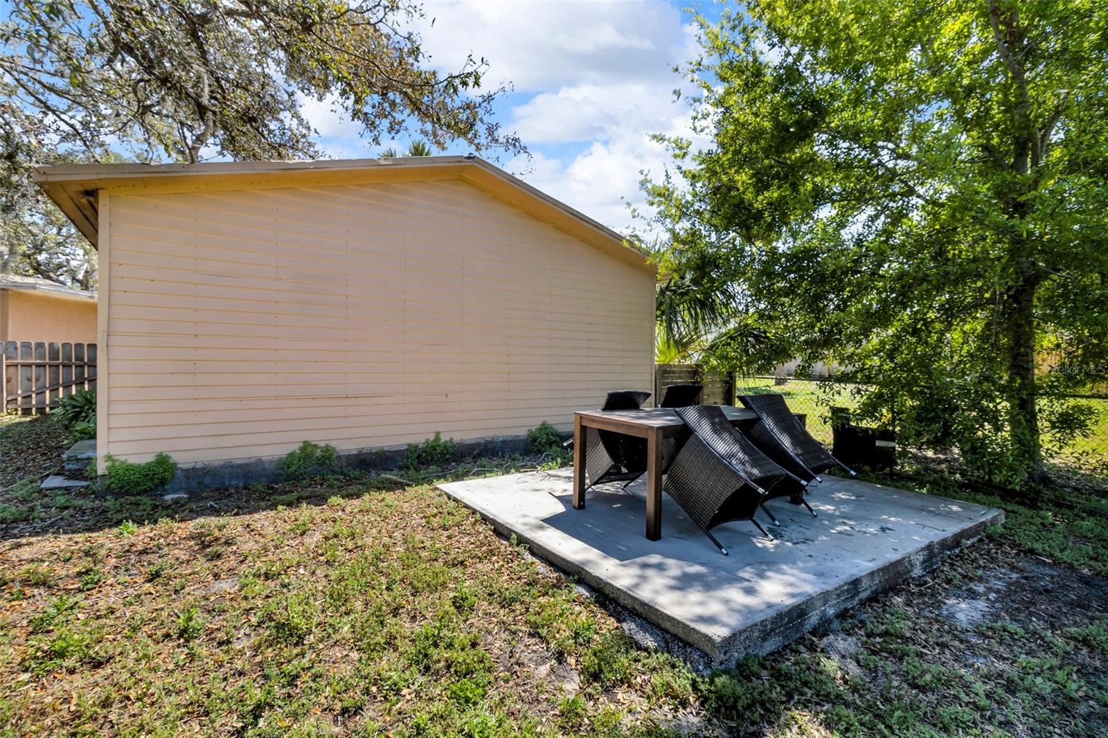 AVONDALE - Residential