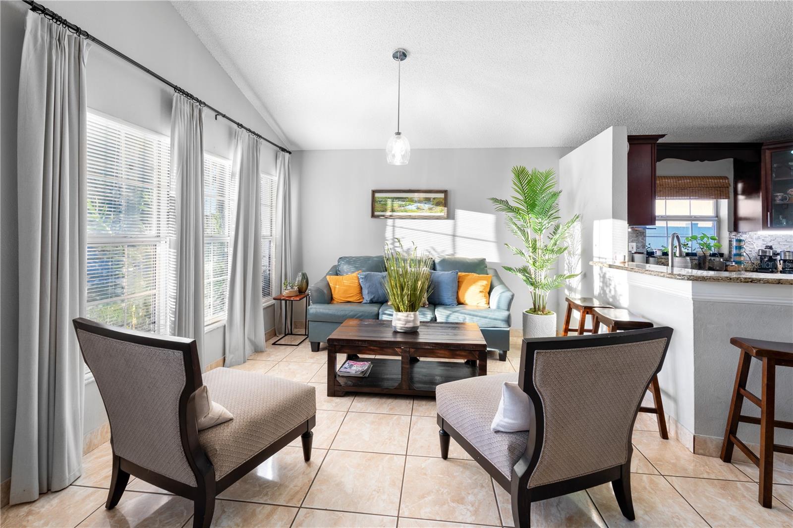 9455 DEARMONT AVENUE