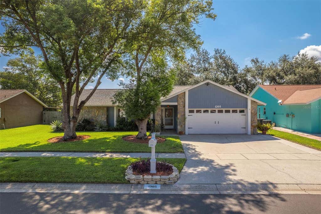 Photo of 1305 Windjammer Place, Valrico, FL 33594 (MLS # TB8539201)