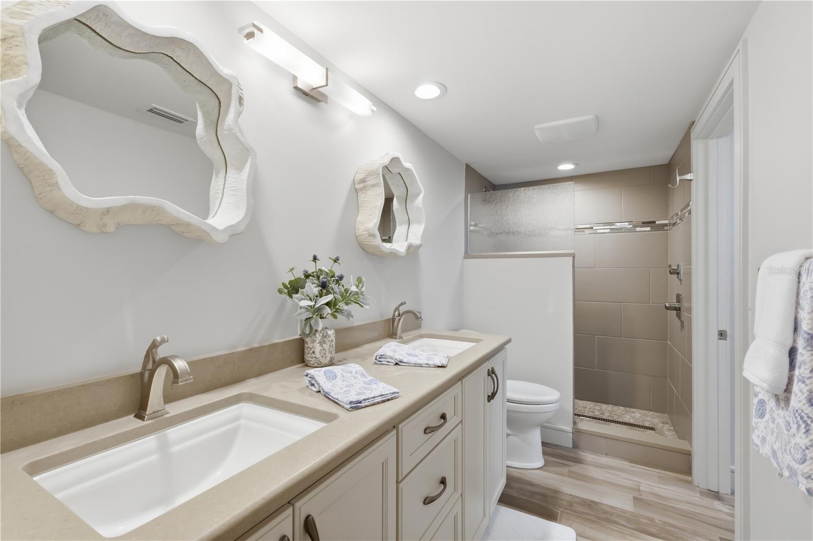 PLACIDA HARBOUR SEC 02 BLDG 26 - Residential