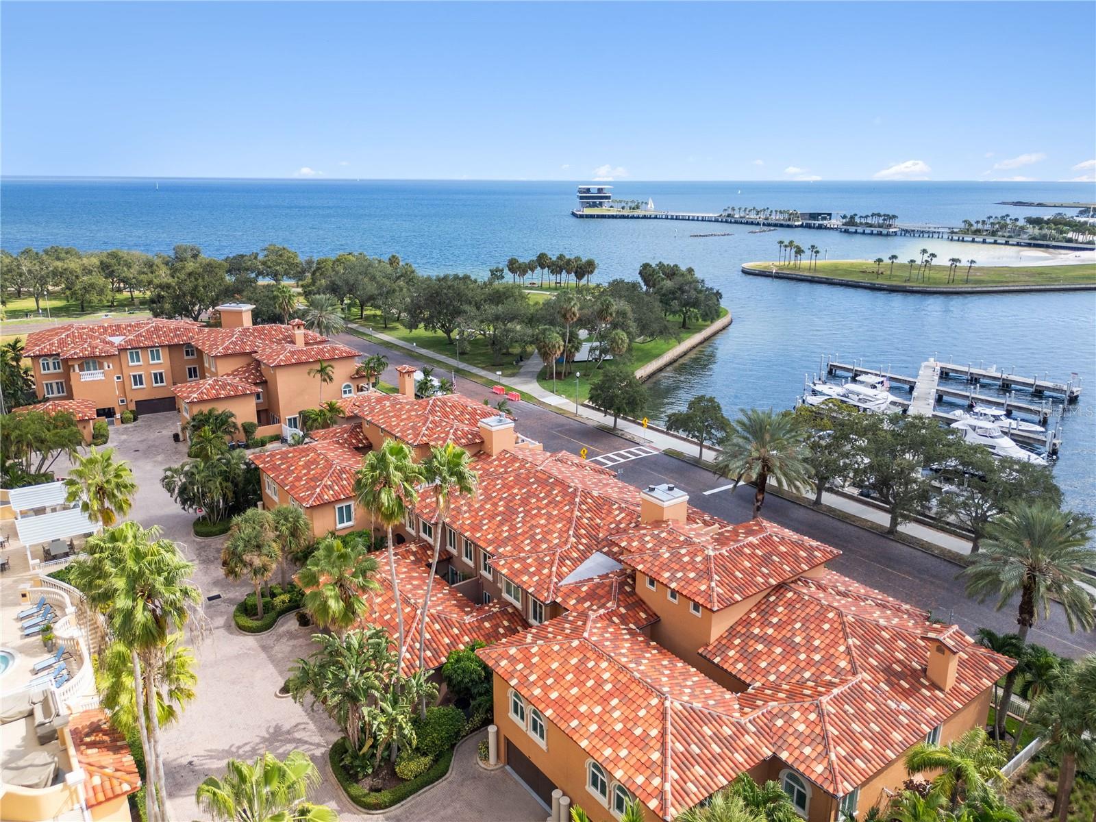 VINOY PLACE CONDO - Residential Lease