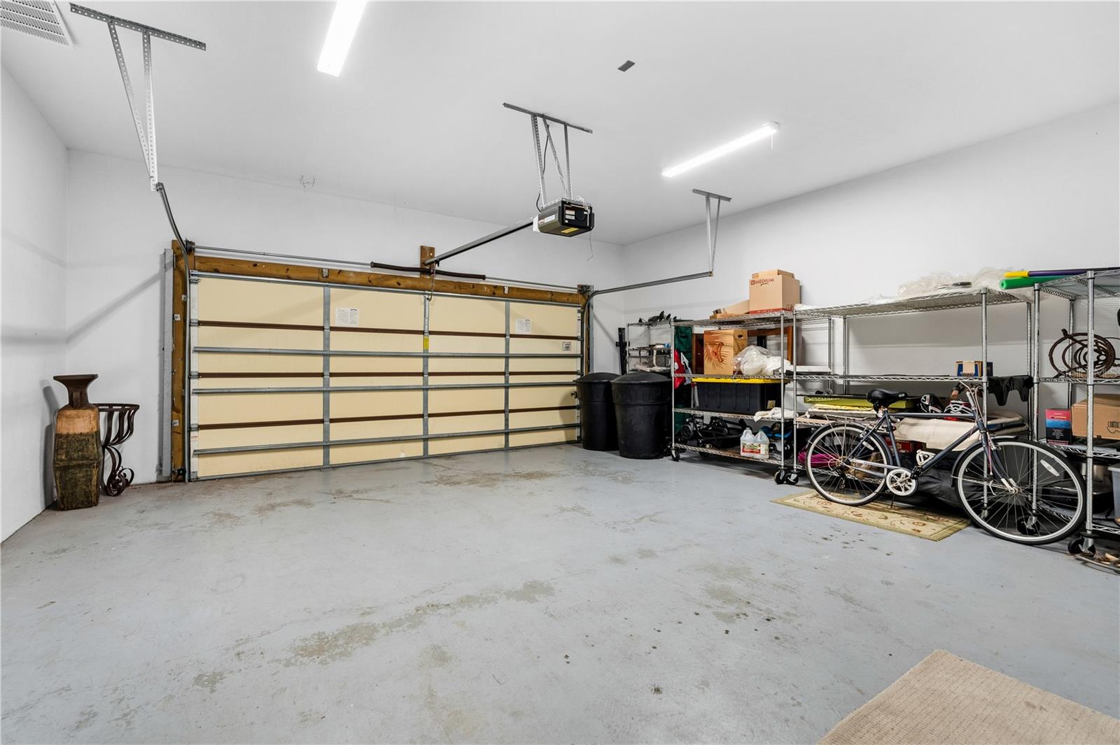 VINOY PLACE CONDO - Residential Lease