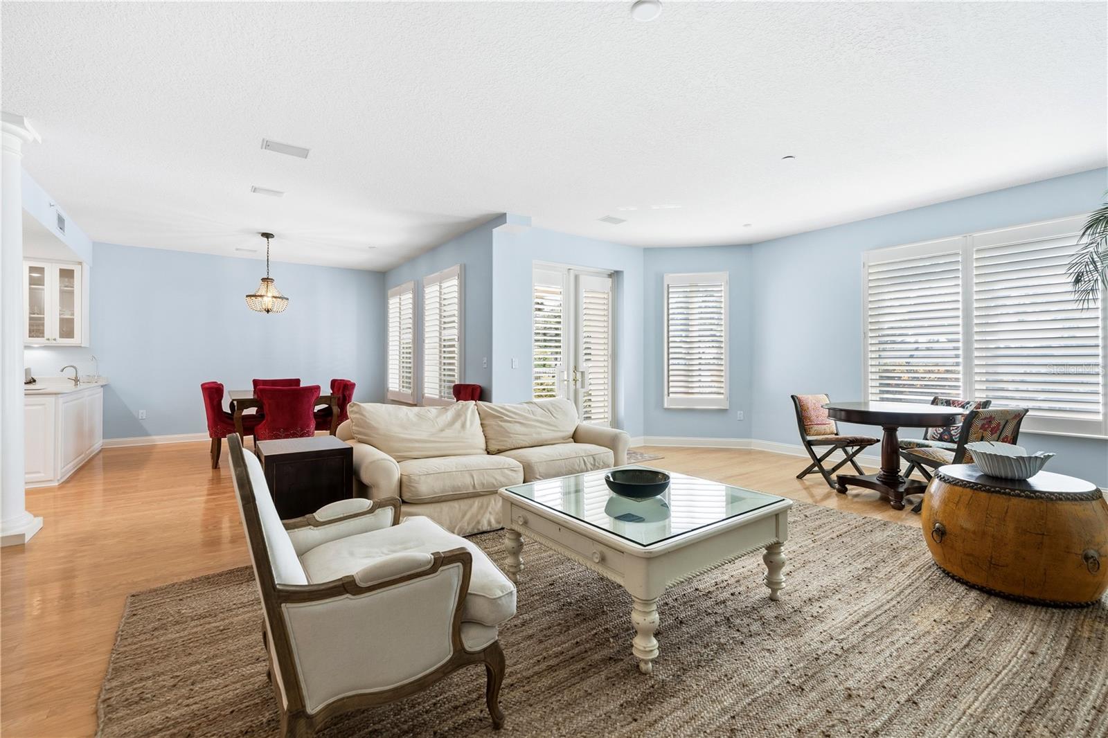 VINOY PLACE CONDO - Residential Lease