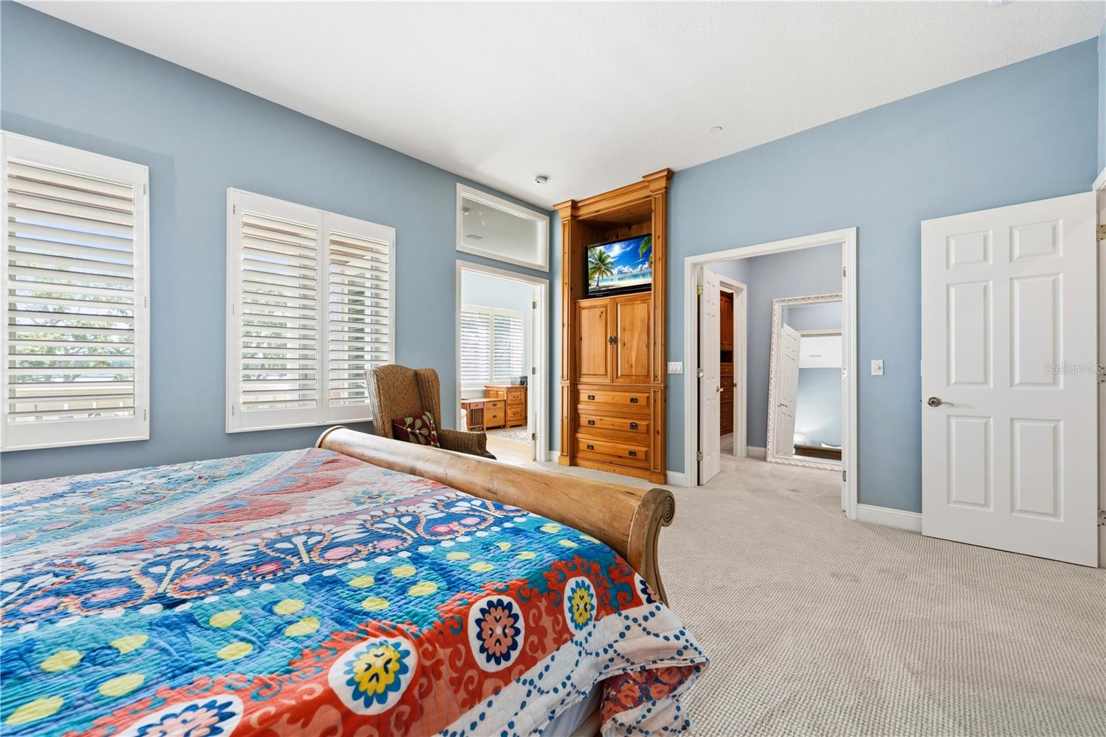 VINOY PLACE CONDO - Residential Lease