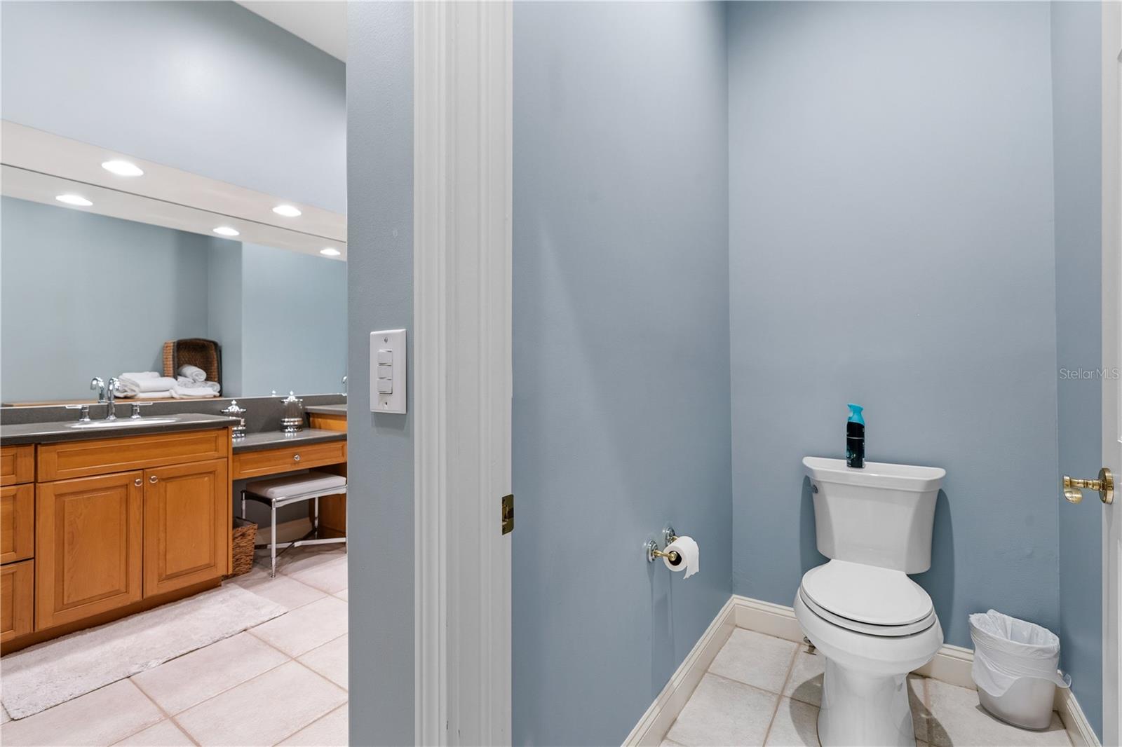 VINOY PLACE CONDO - Residential Lease