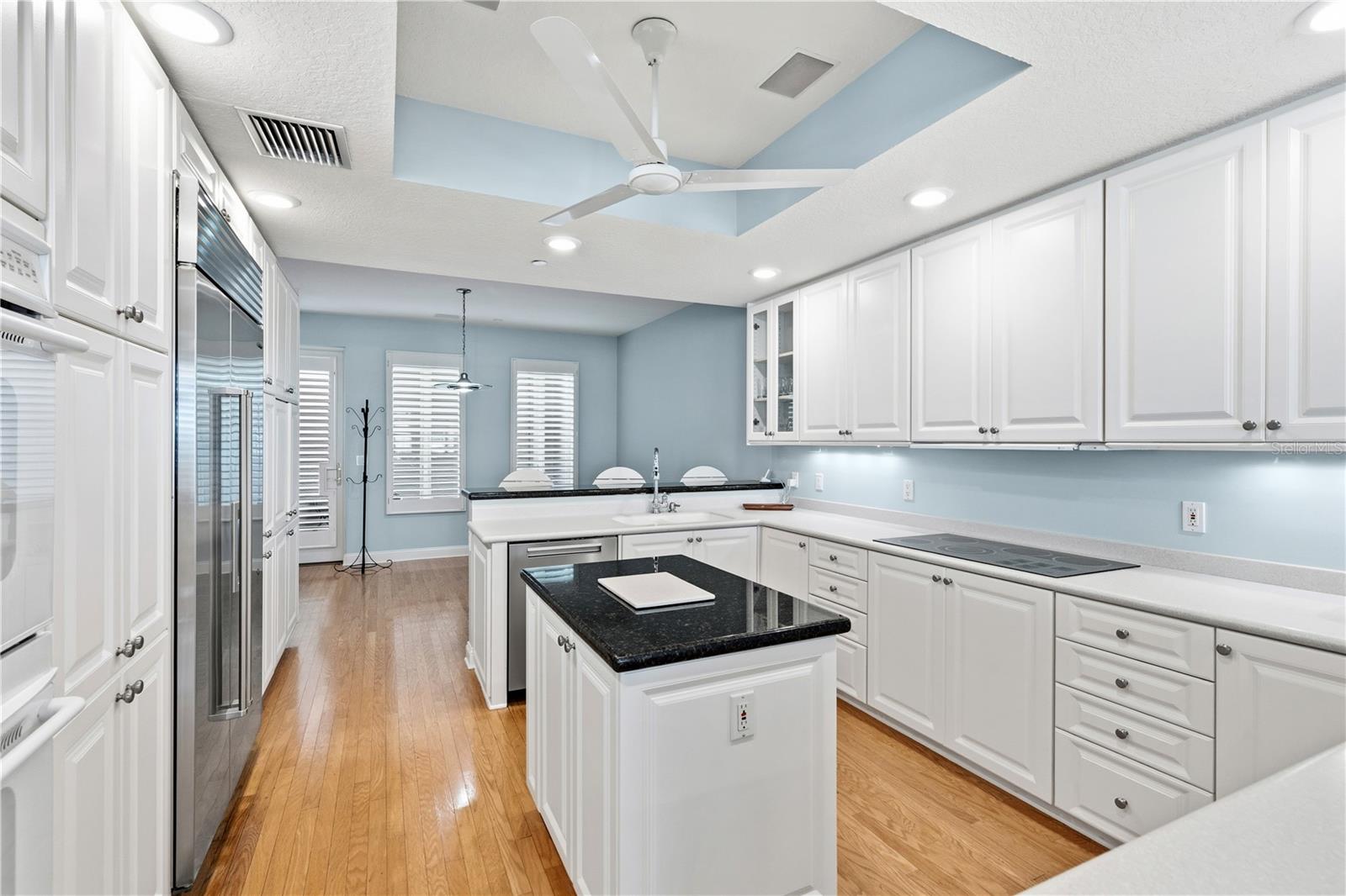 VINOY PLACE CONDO - Residential Lease