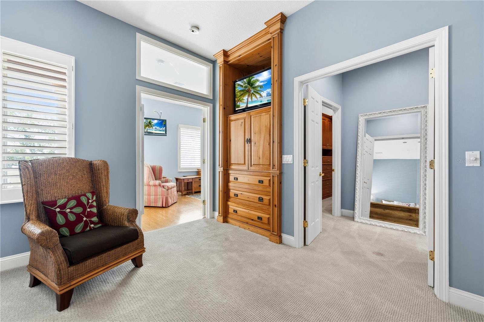 VINOY PLACE CONDO - Residential Lease