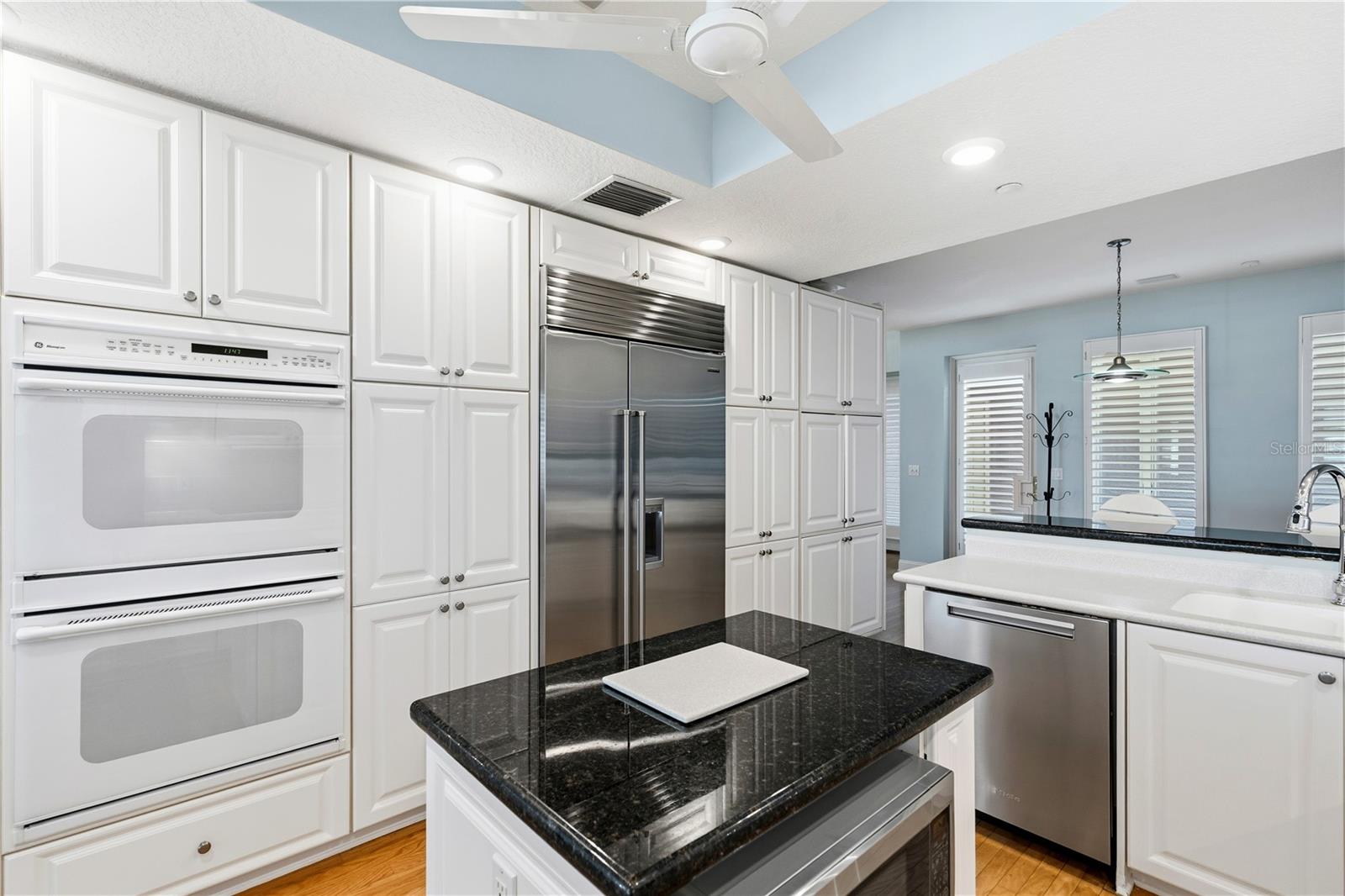 VINOY PLACE CONDO - Residential Lease