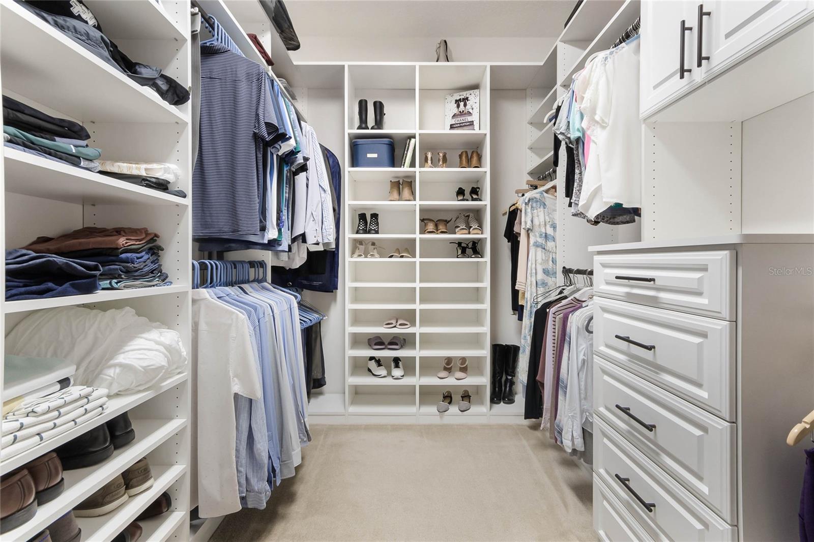 MARKHAM SQUARE - Residential