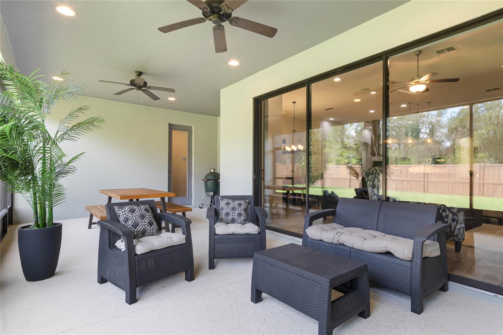 MARKHAM SQUARE - Residential