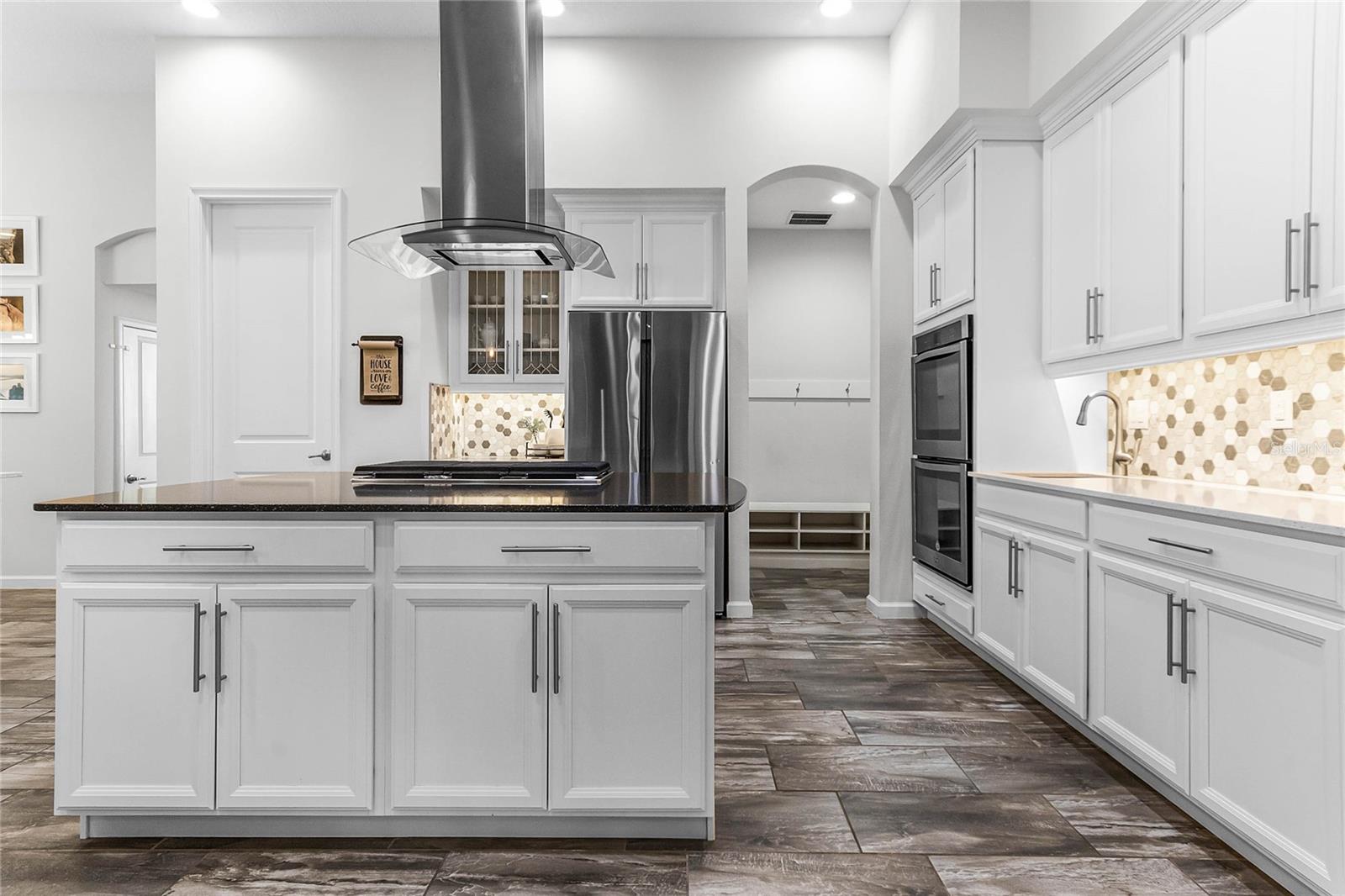 MARKHAM SQUARE - Residential