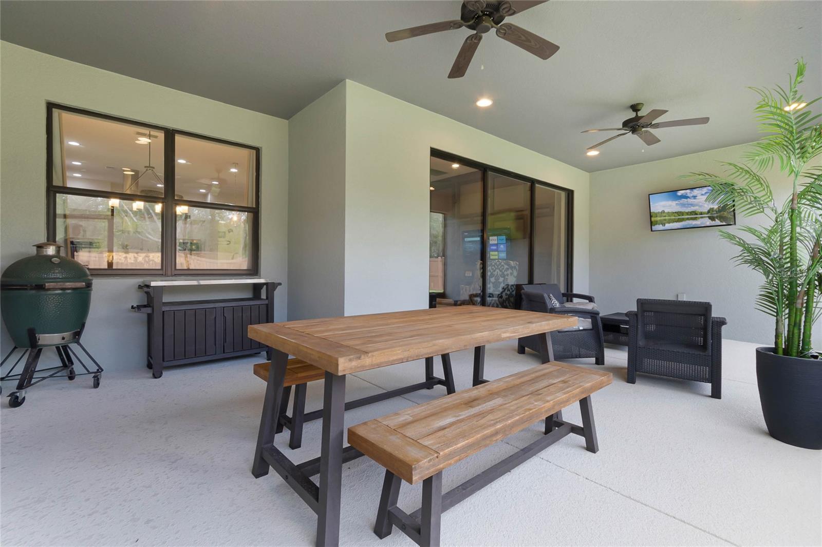 MARKHAM SQUARE - Residential