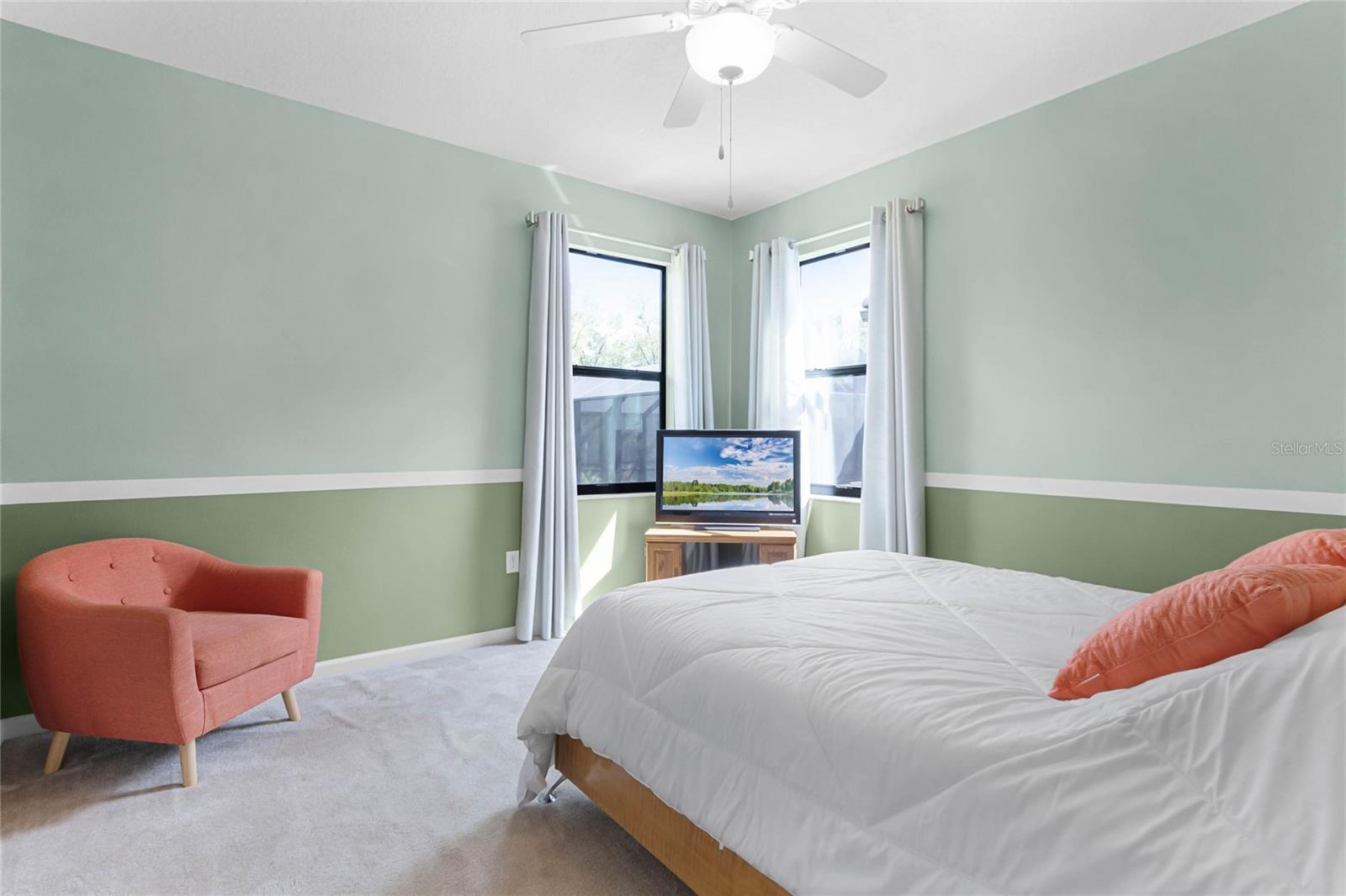 MARKHAM SQUARE - Residential