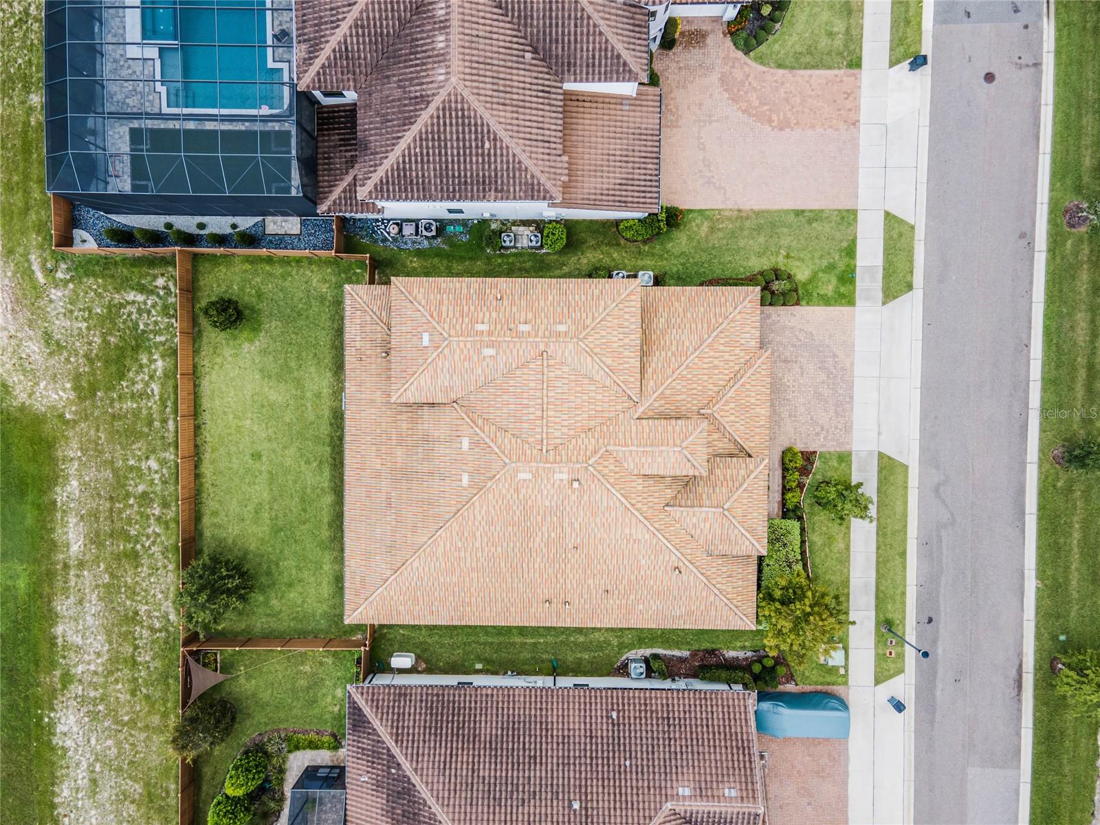 MARKHAM SQUARE - Residential