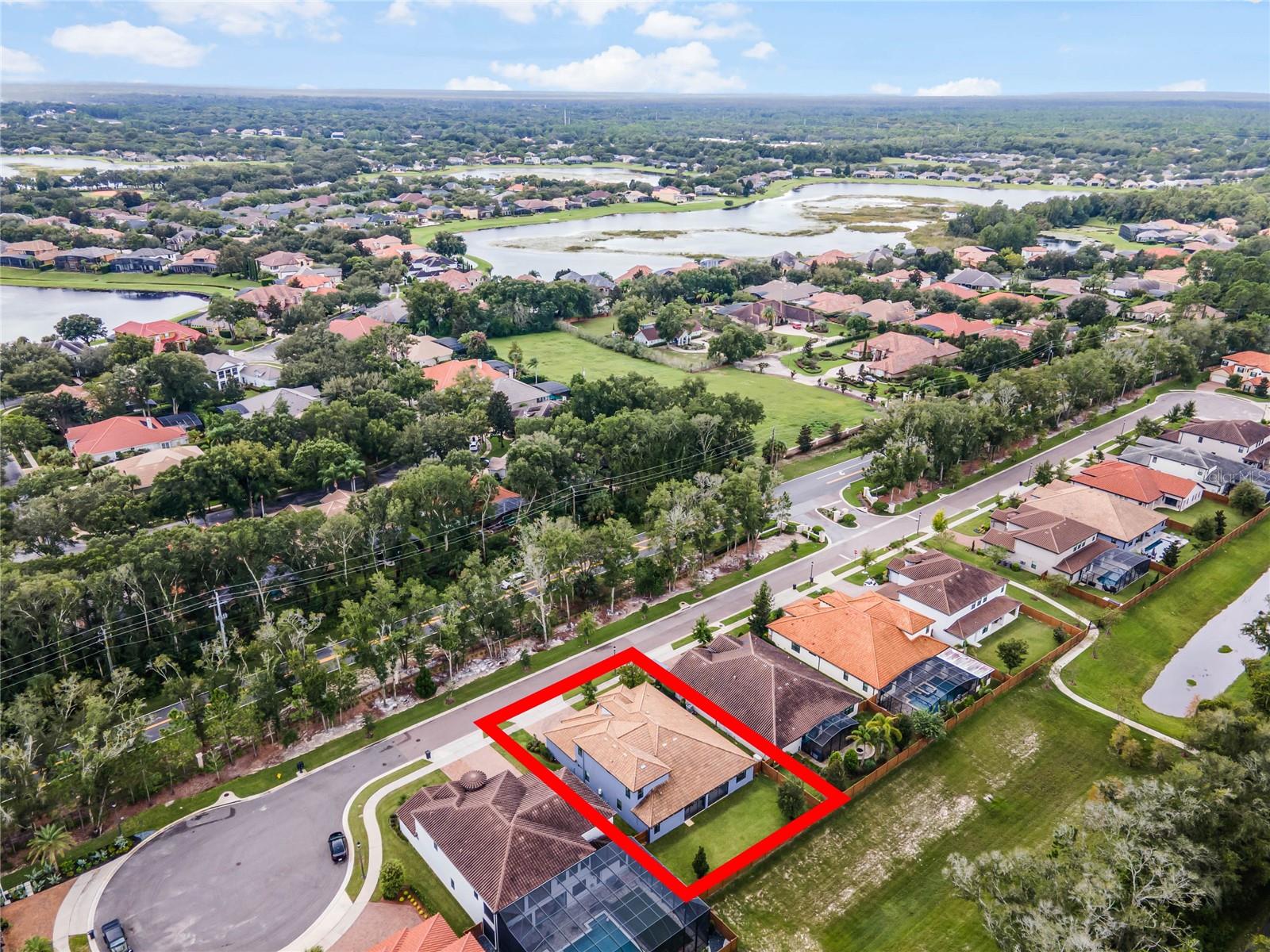 MARKHAM SQUARE - Residential