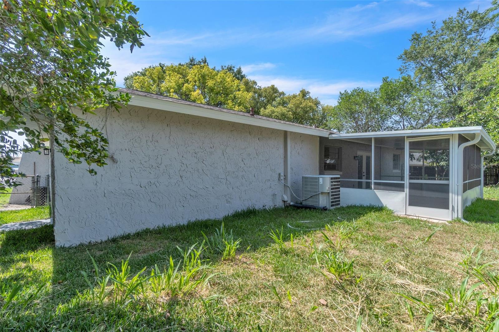 STERLING PARK UNIT 01 - Residential