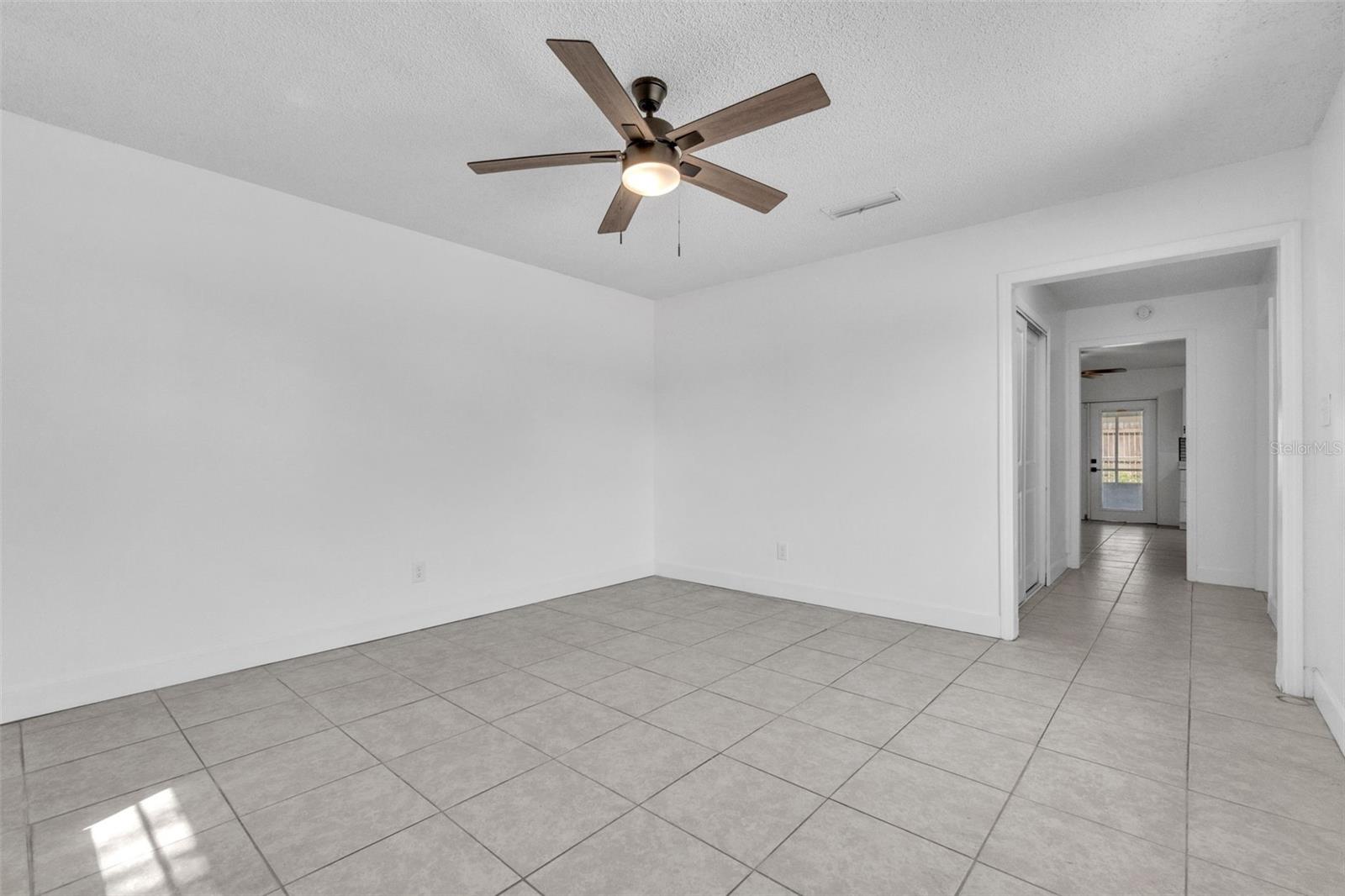 STERLING PARK UNIT 01 - Residential