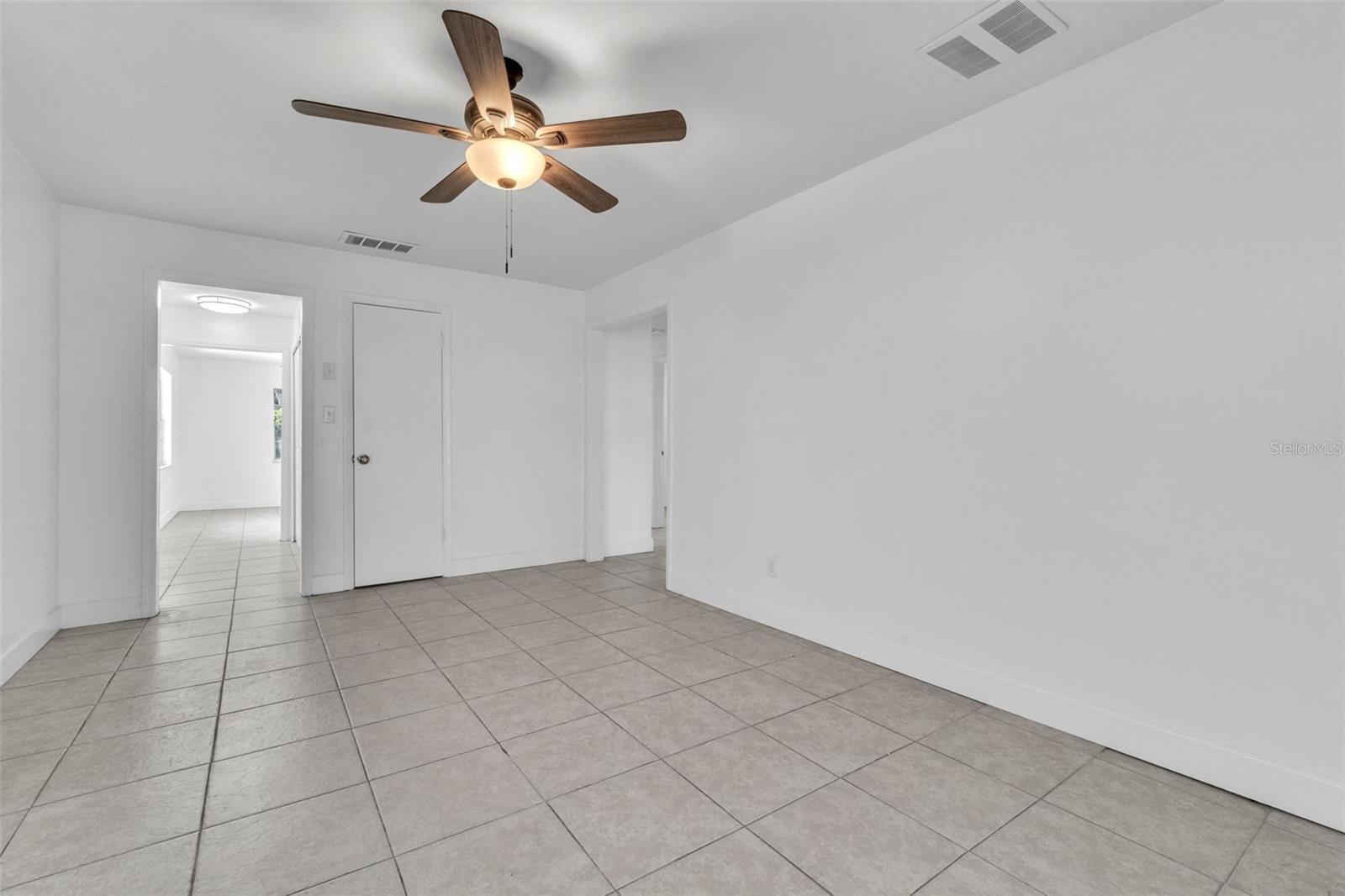 STERLING PARK UNIT 01 - Residential