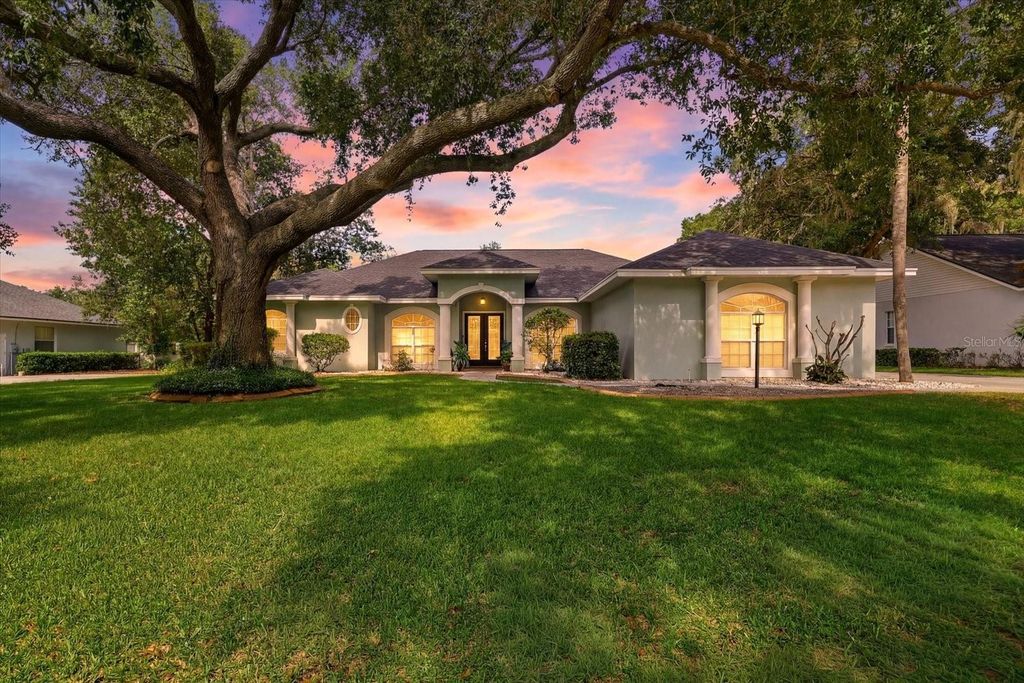 Photo of 6636 Royal Forest Drive, Lakeland, FL 33811 (MLS # O6417953)
