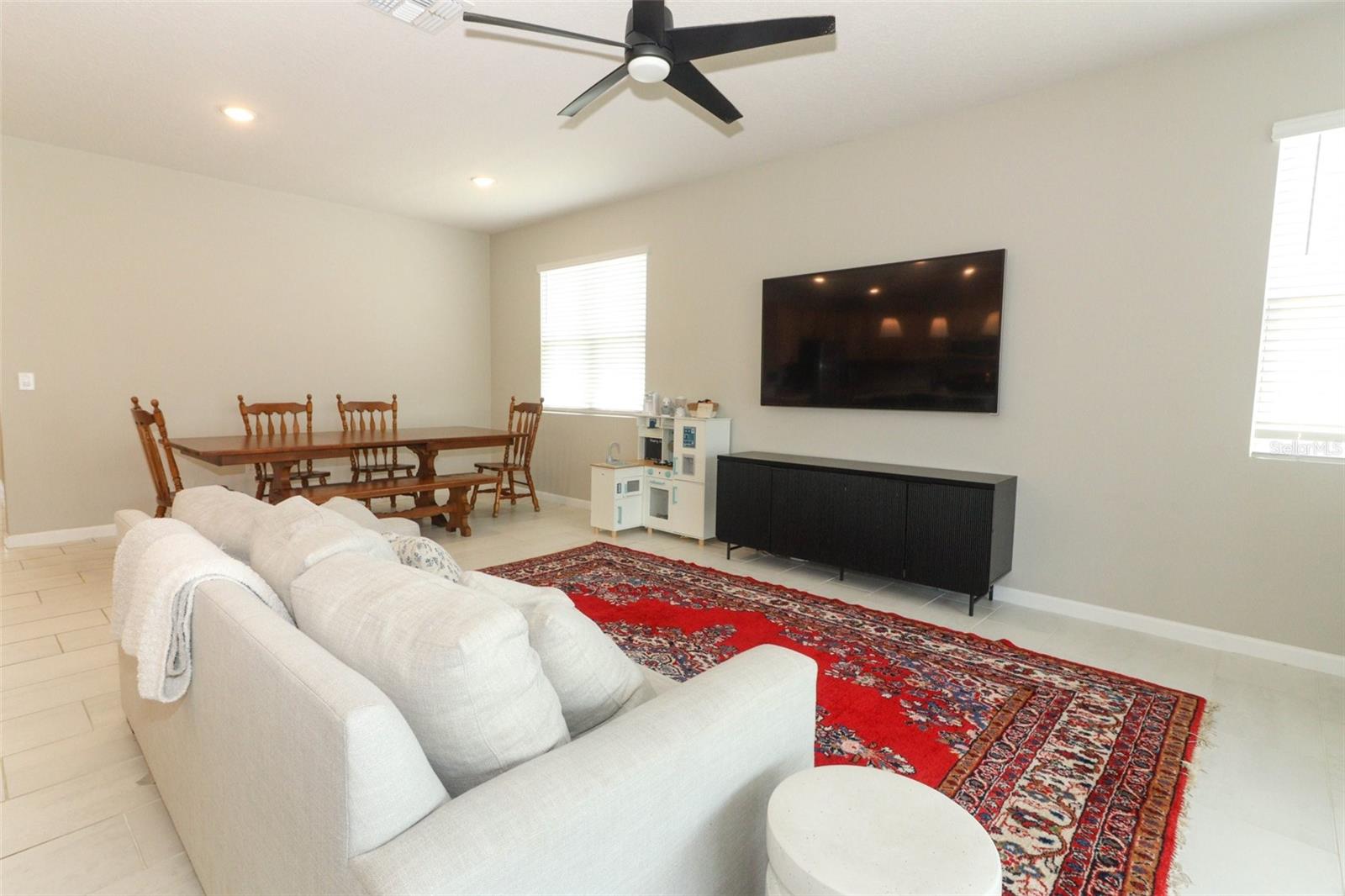 SPRING CREEK - Residential