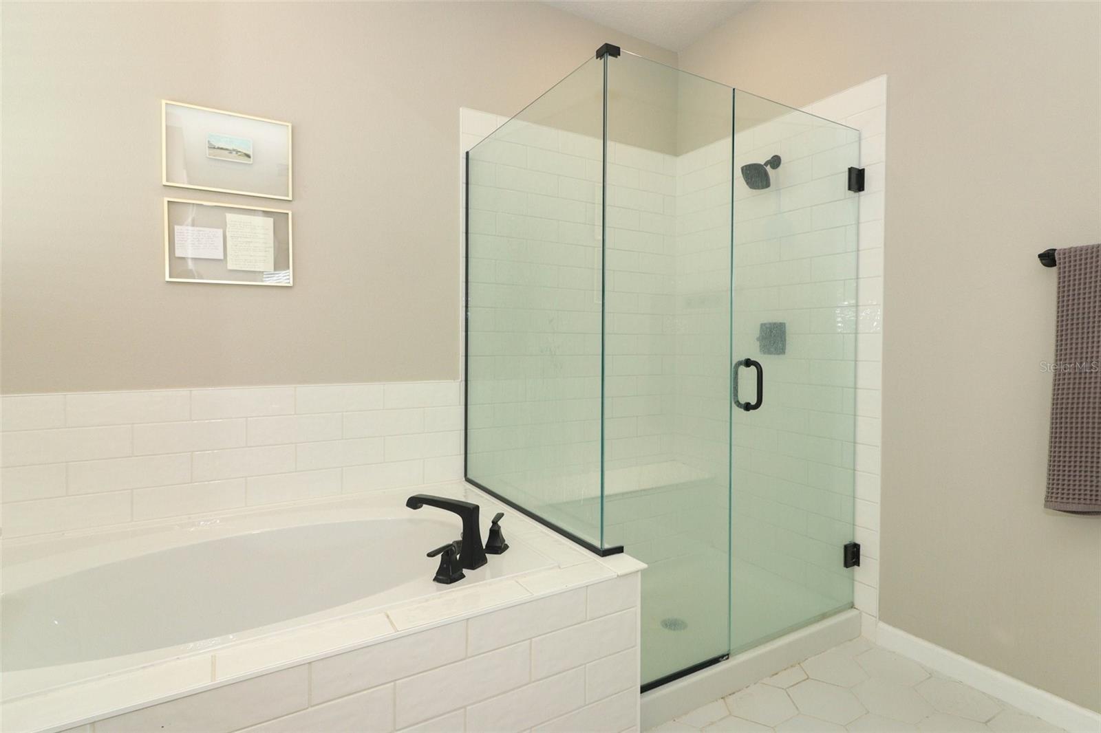 SPRING CREEK - Residential