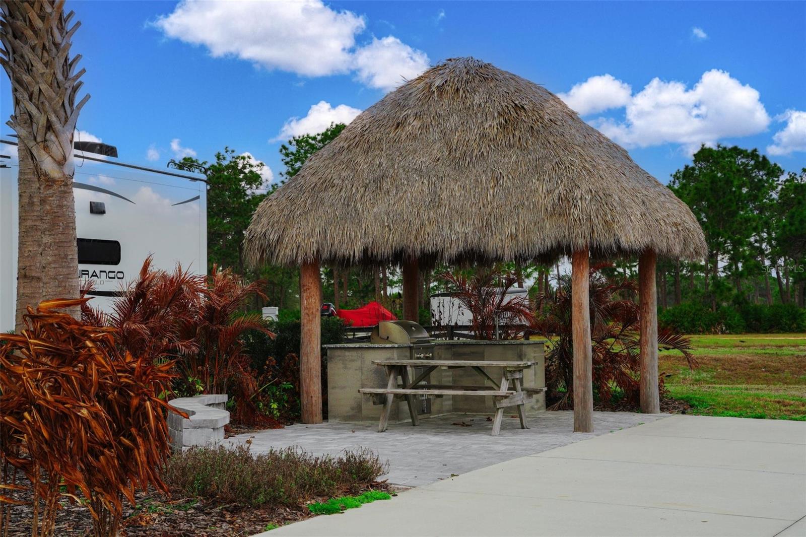 NONRESIDENTIAL CONDO - Land