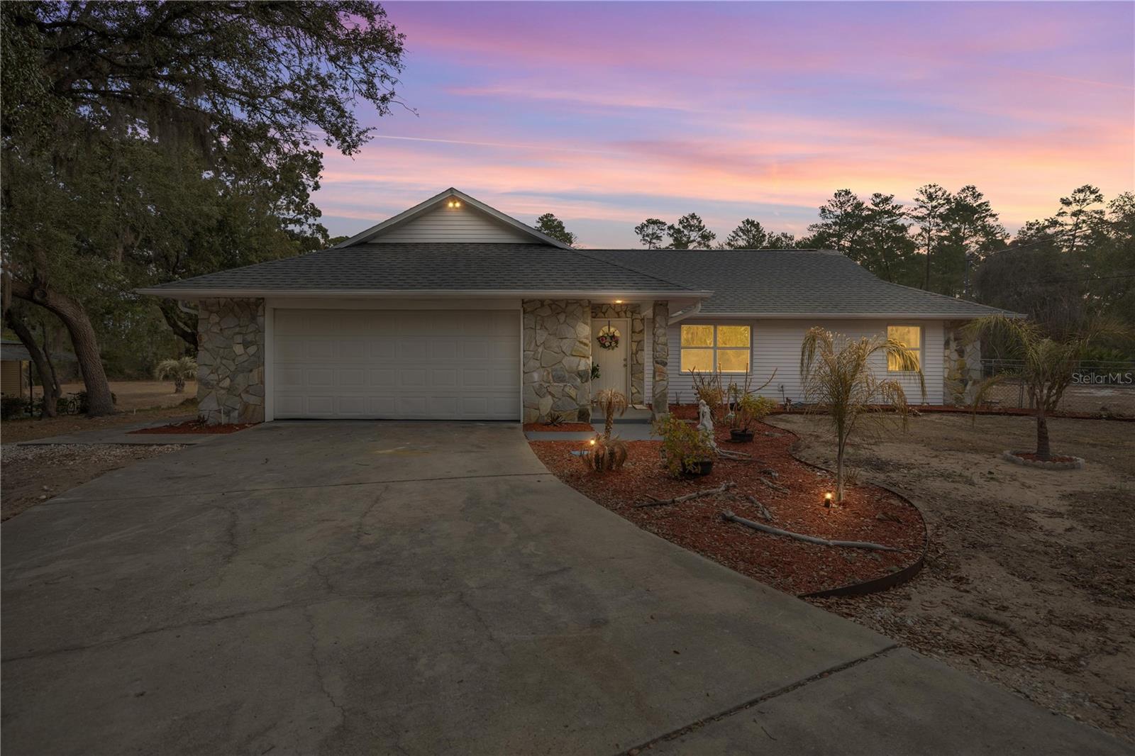 WINDING WATERS - Residential