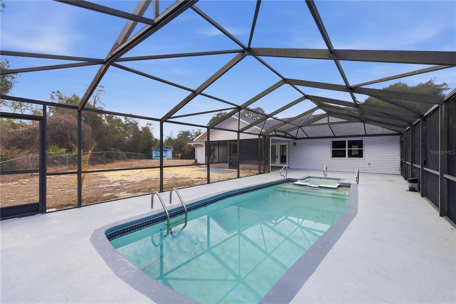 WINDING WATERS - Residential